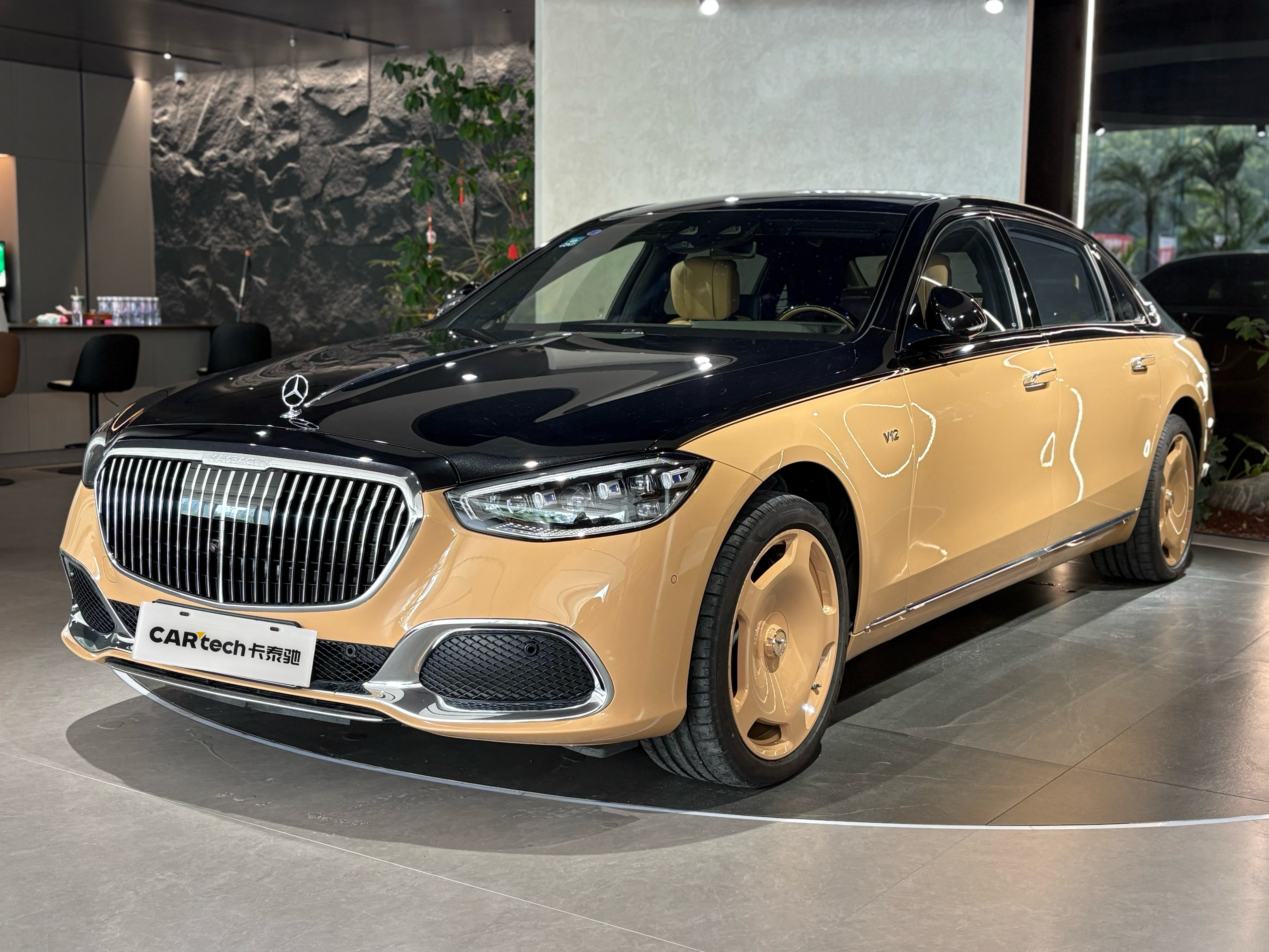 迈巴赫S级2022款 S 680 4MATIC Virgil Abloh 限量版