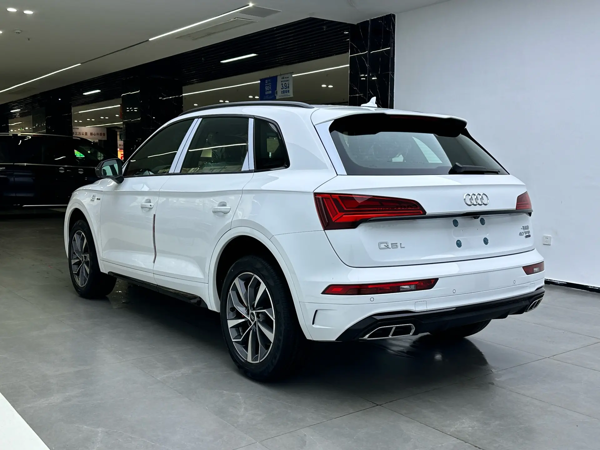 Audi Q5L 40 TFSI, 2025 7
