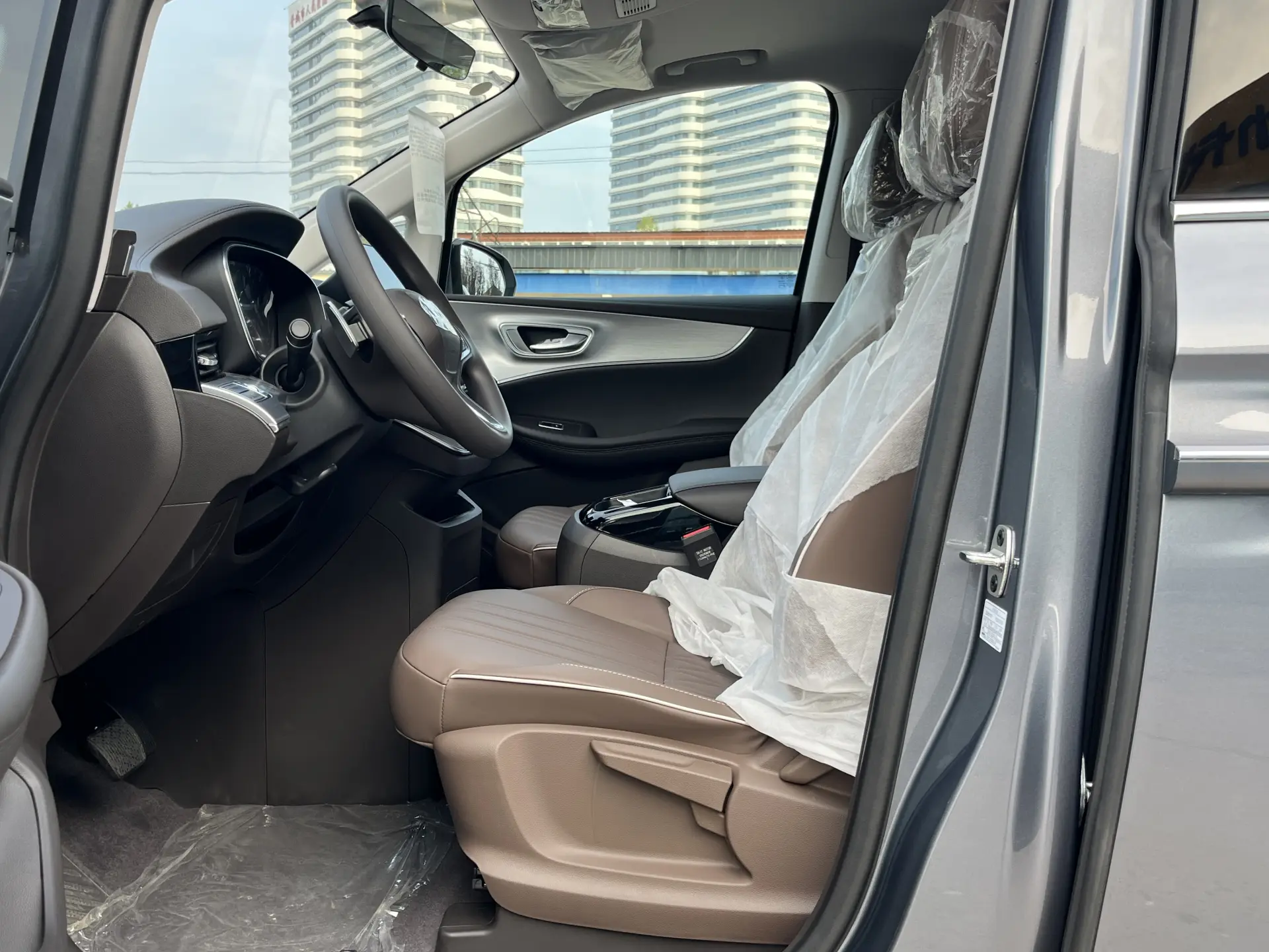 Roewe iMAX8, 2026 8