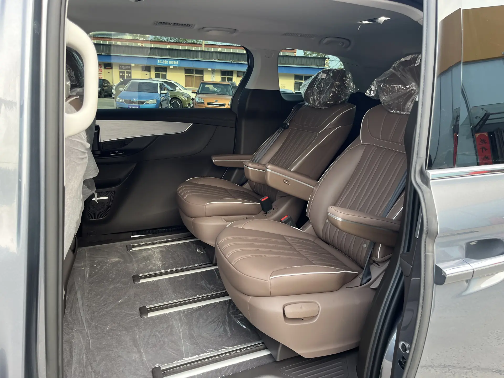 Roewe iMAX8, 2026 9