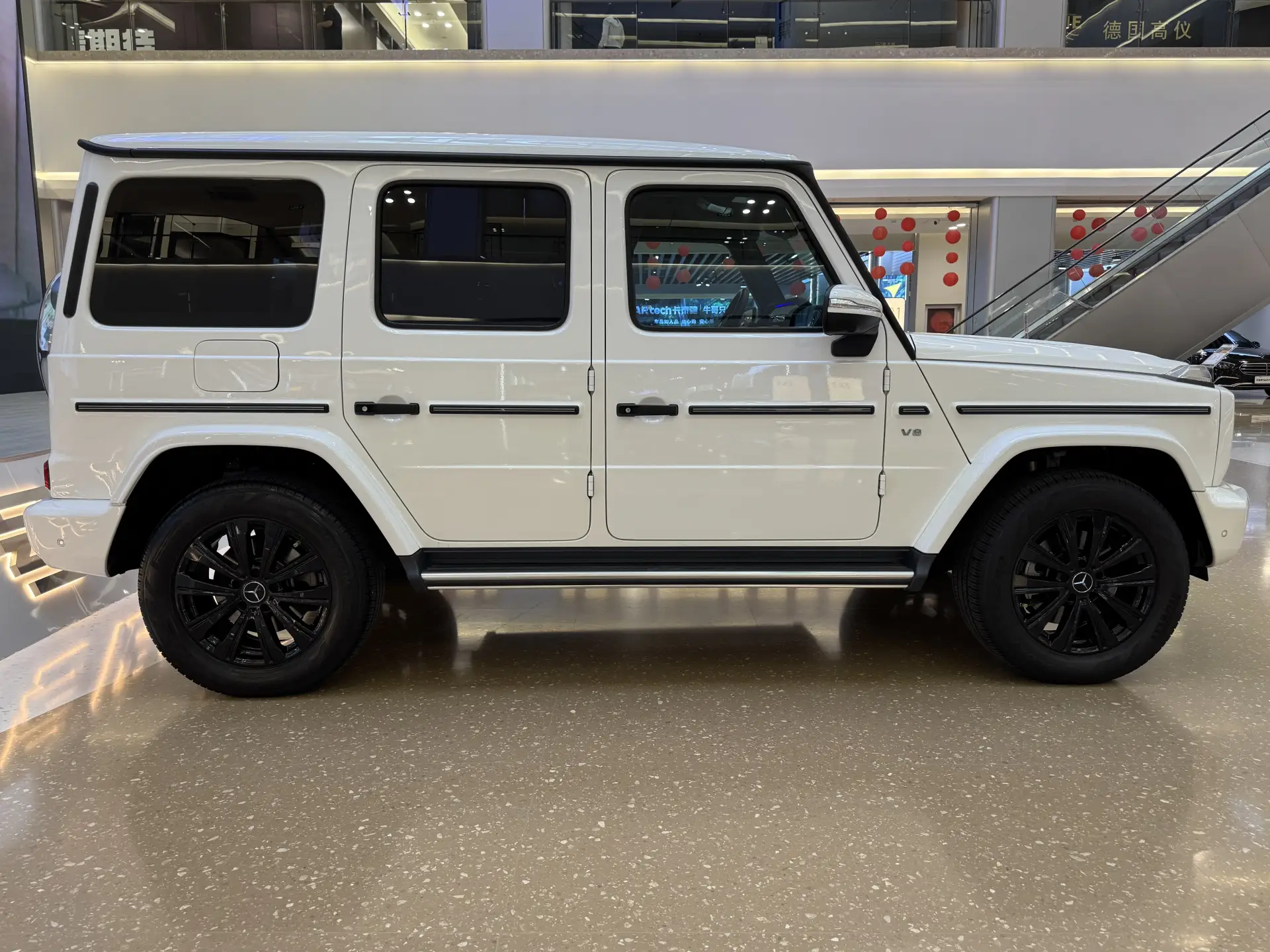 Mercedes-Benz G 500, 2022 4
