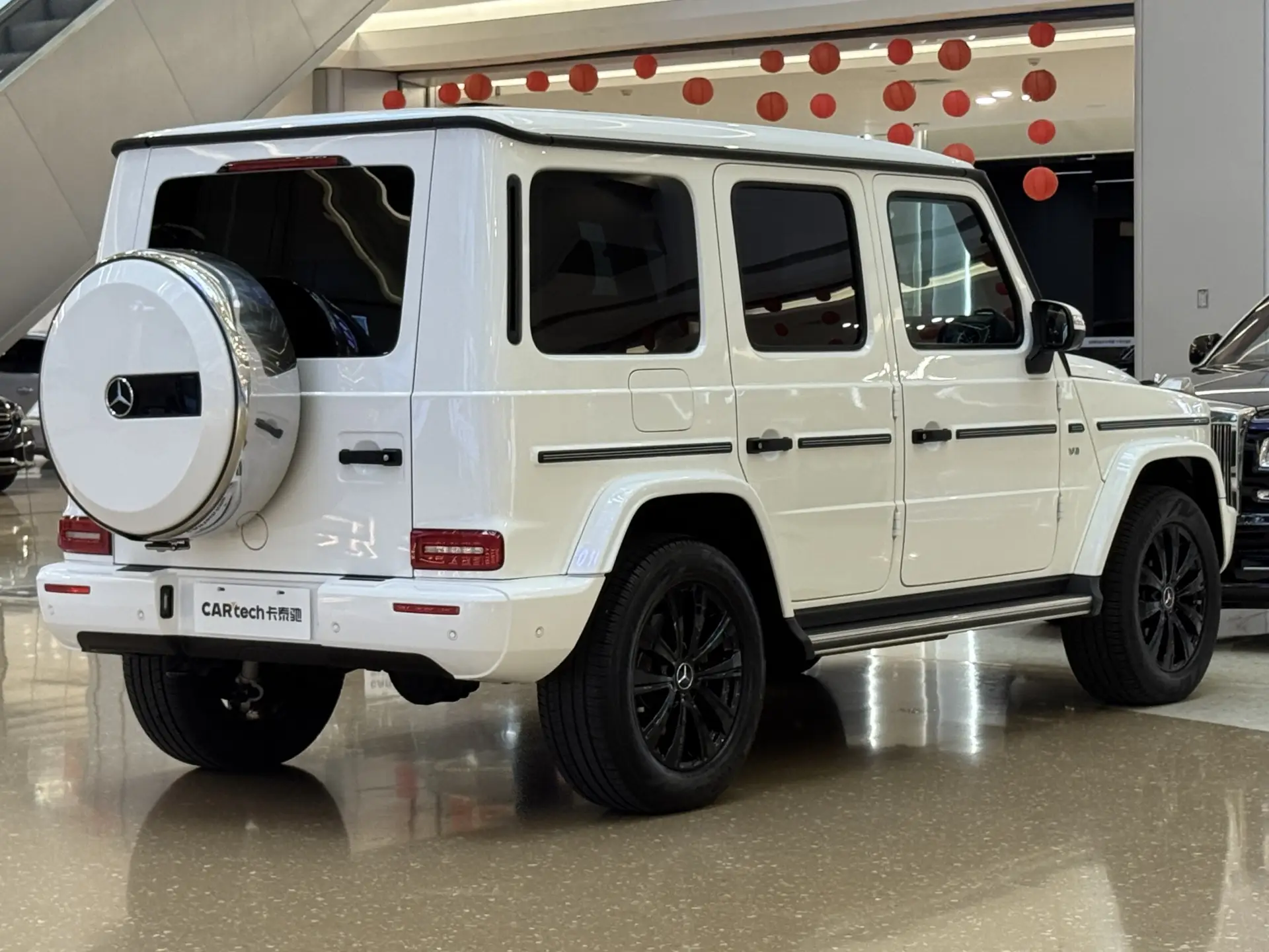 Mercedes-Benz G 500, 2022 все фото