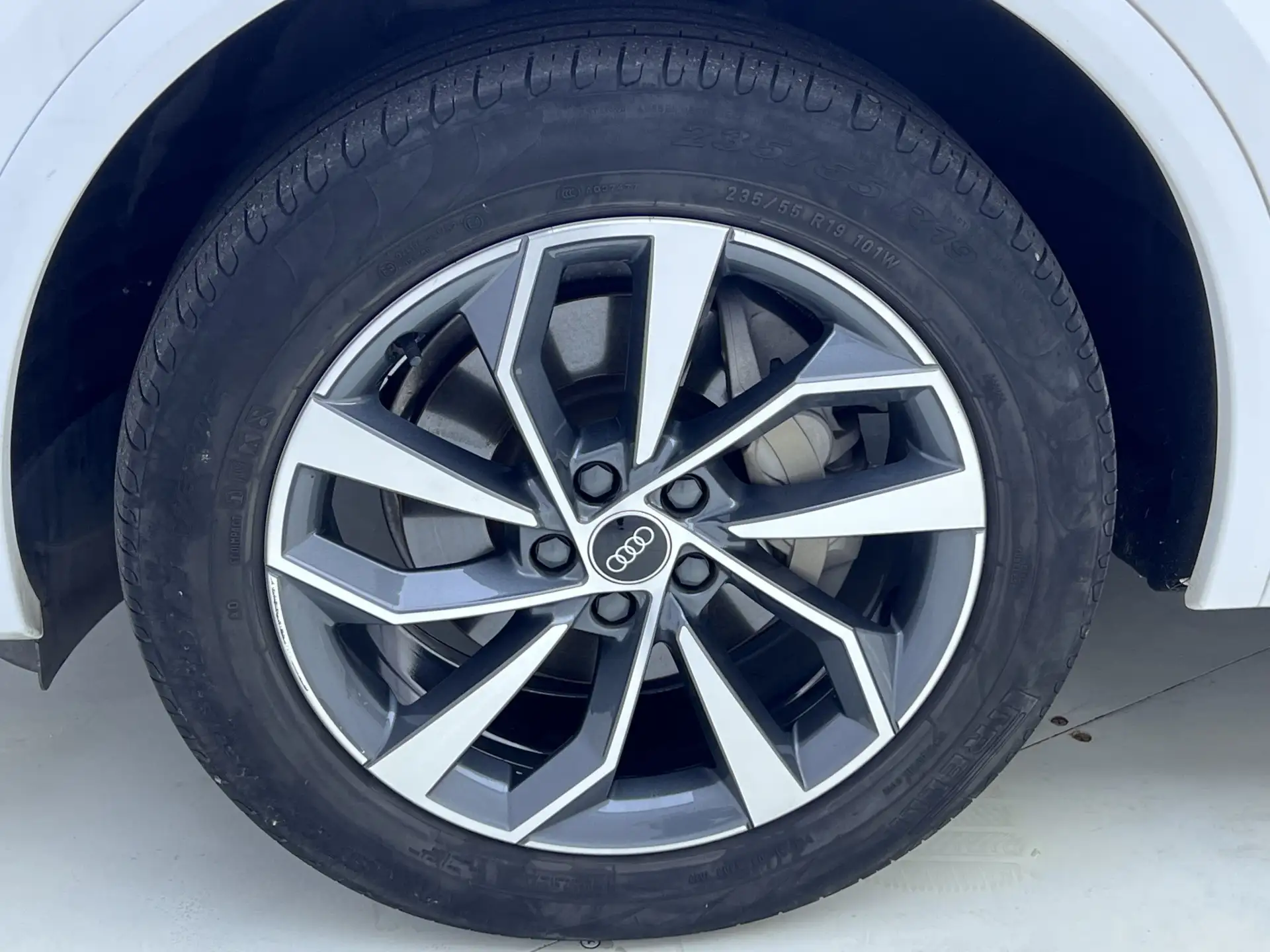 Audi Q5L 40, 2023 11