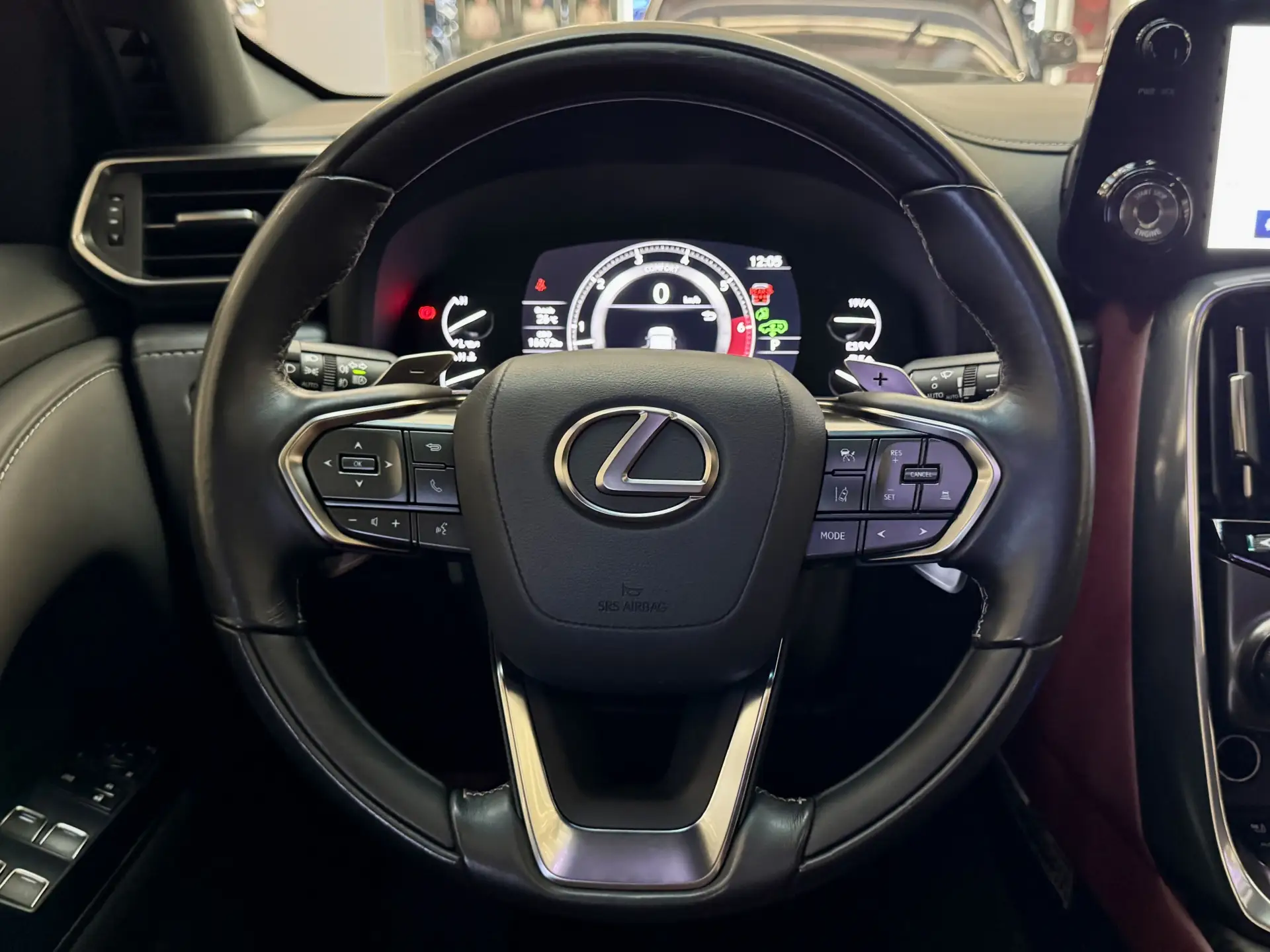 Lexus LX 600, 2023 16
