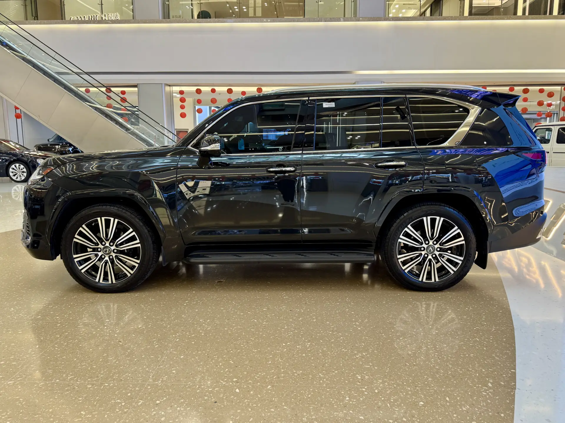 Lexus LX 600, 2023 8