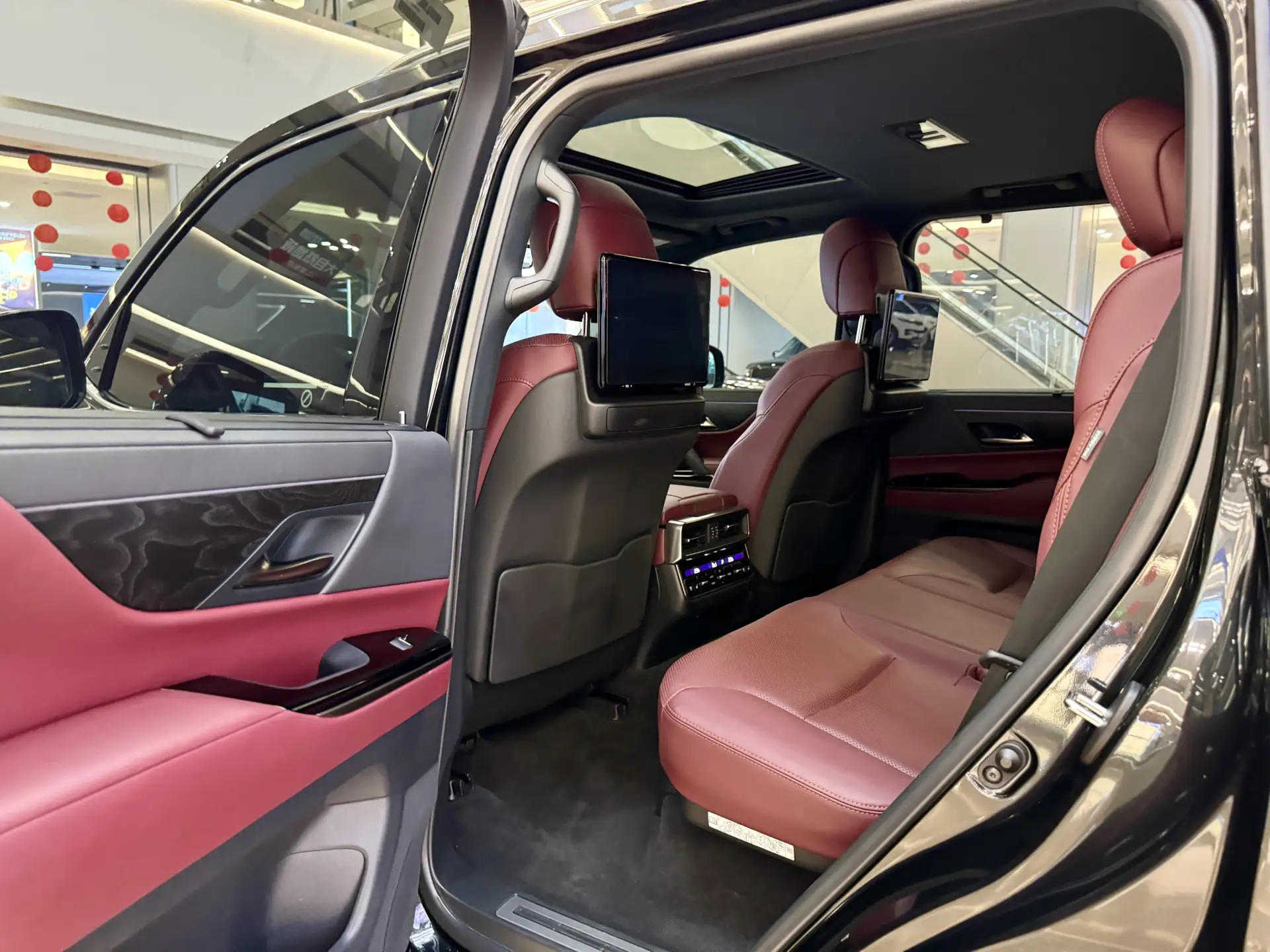 Lexus LX 600, 2023 20