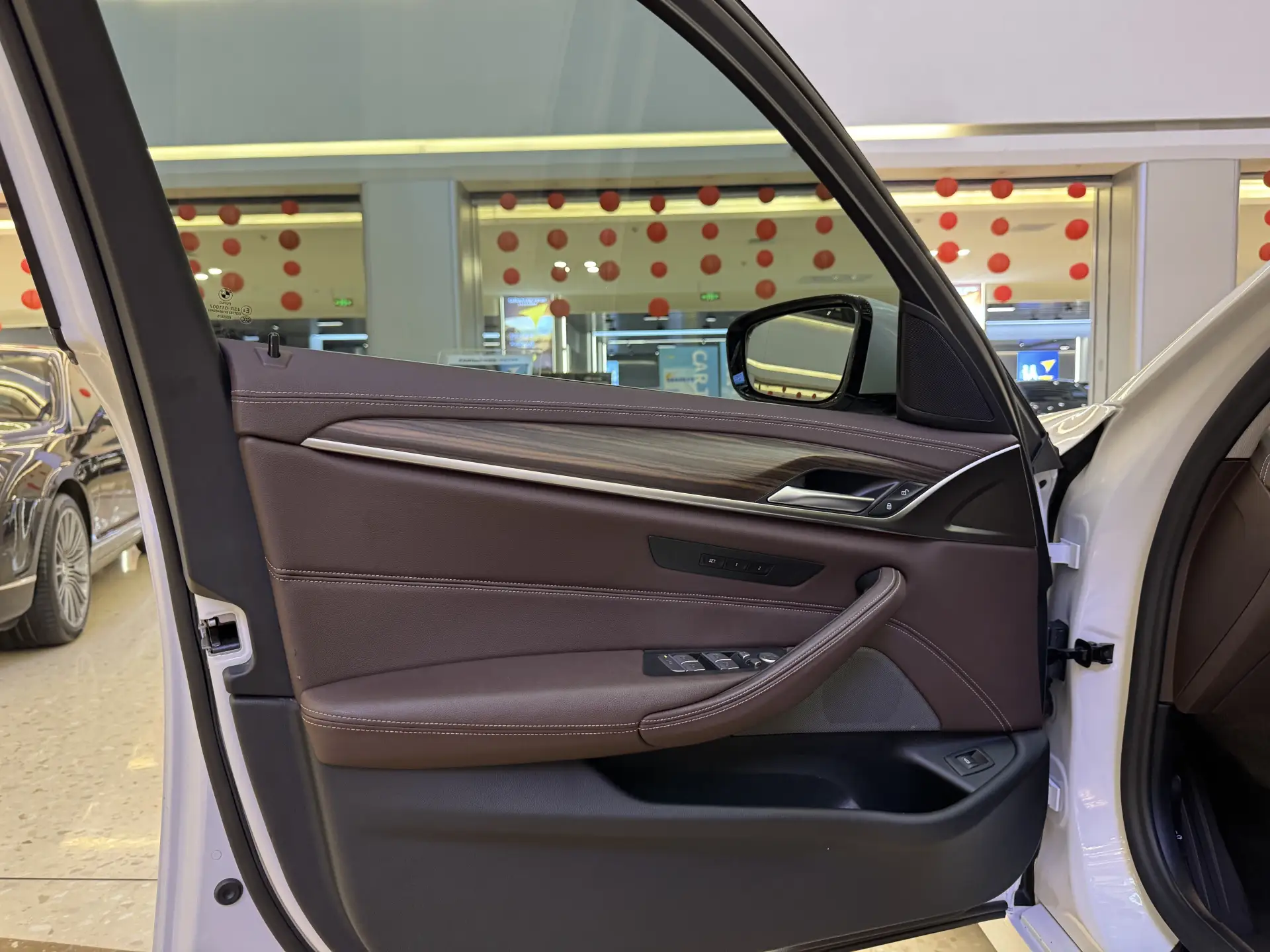 BMW 530Li, 2021 12