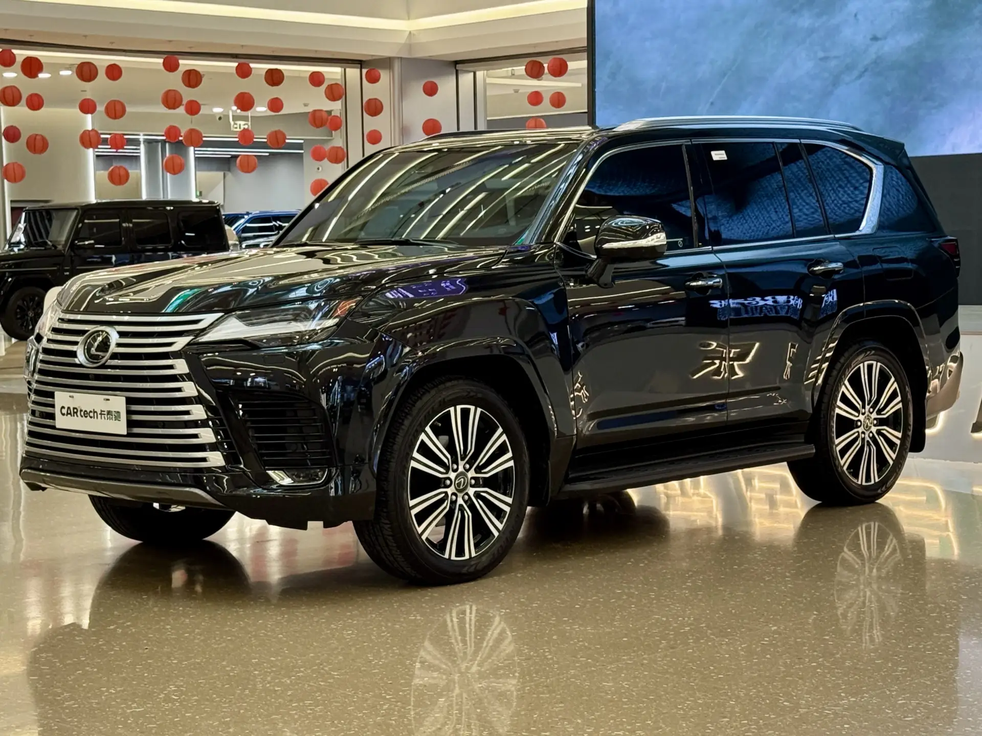 Lexus LX 600