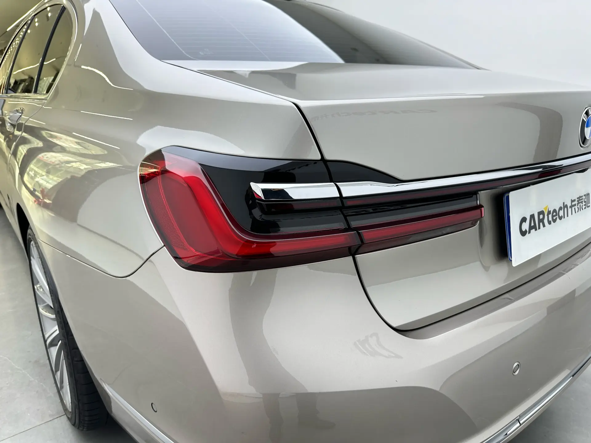 BMW 740Li, 2022 10
