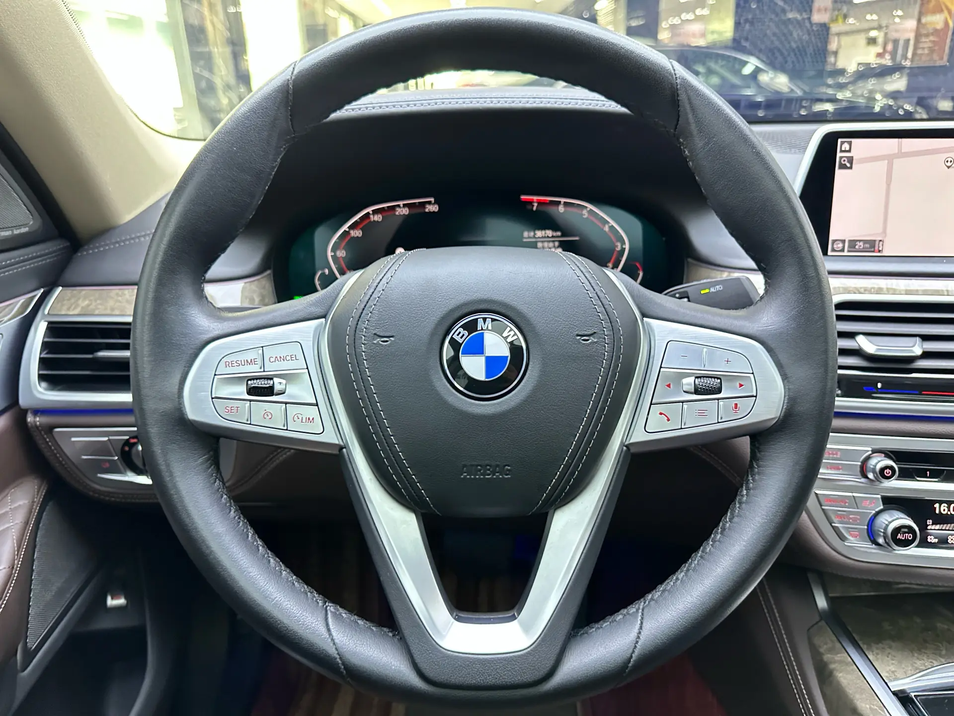 BMW 740Li, 2022 14