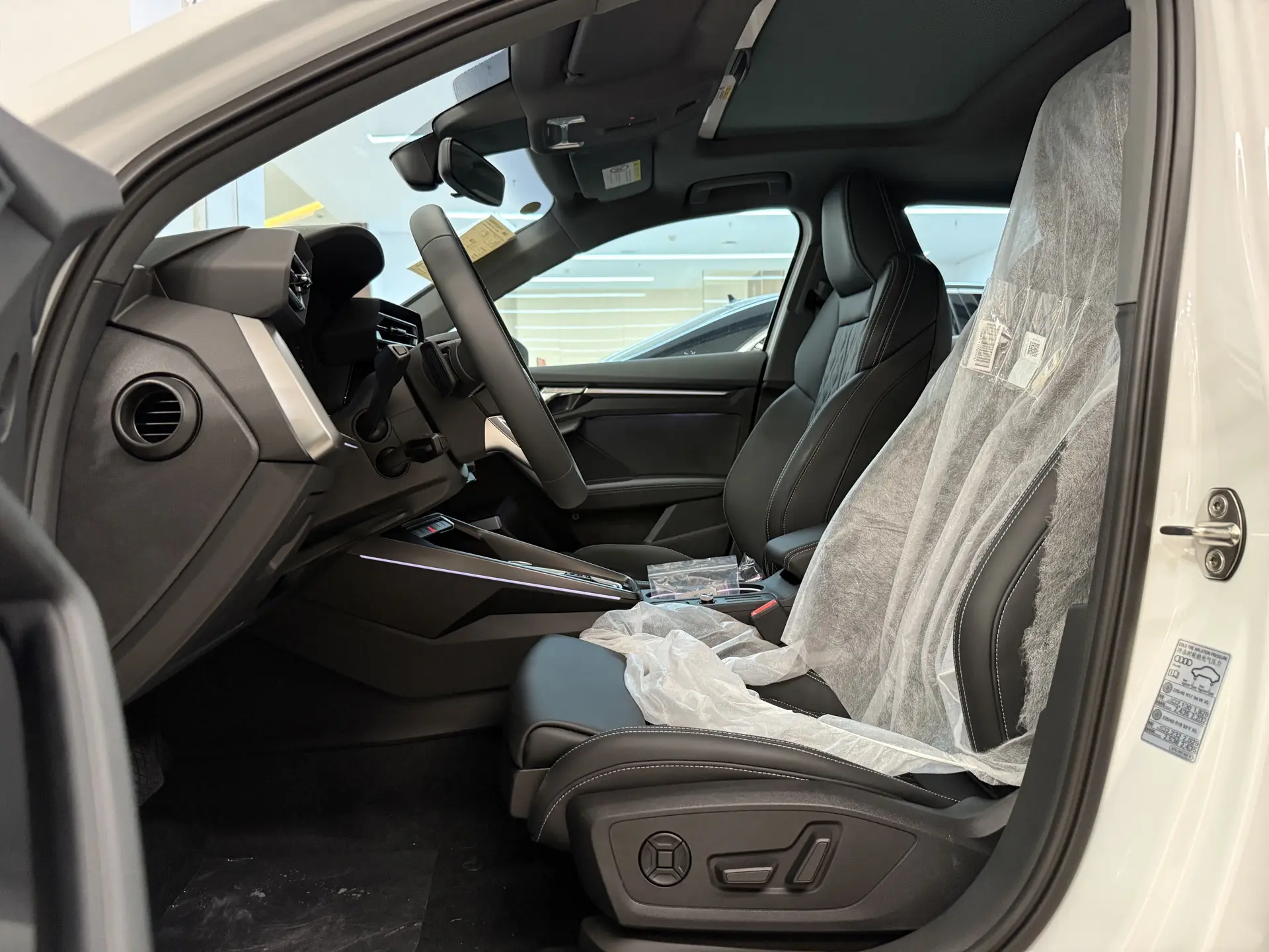 Audi Flying Spur, 2024 17