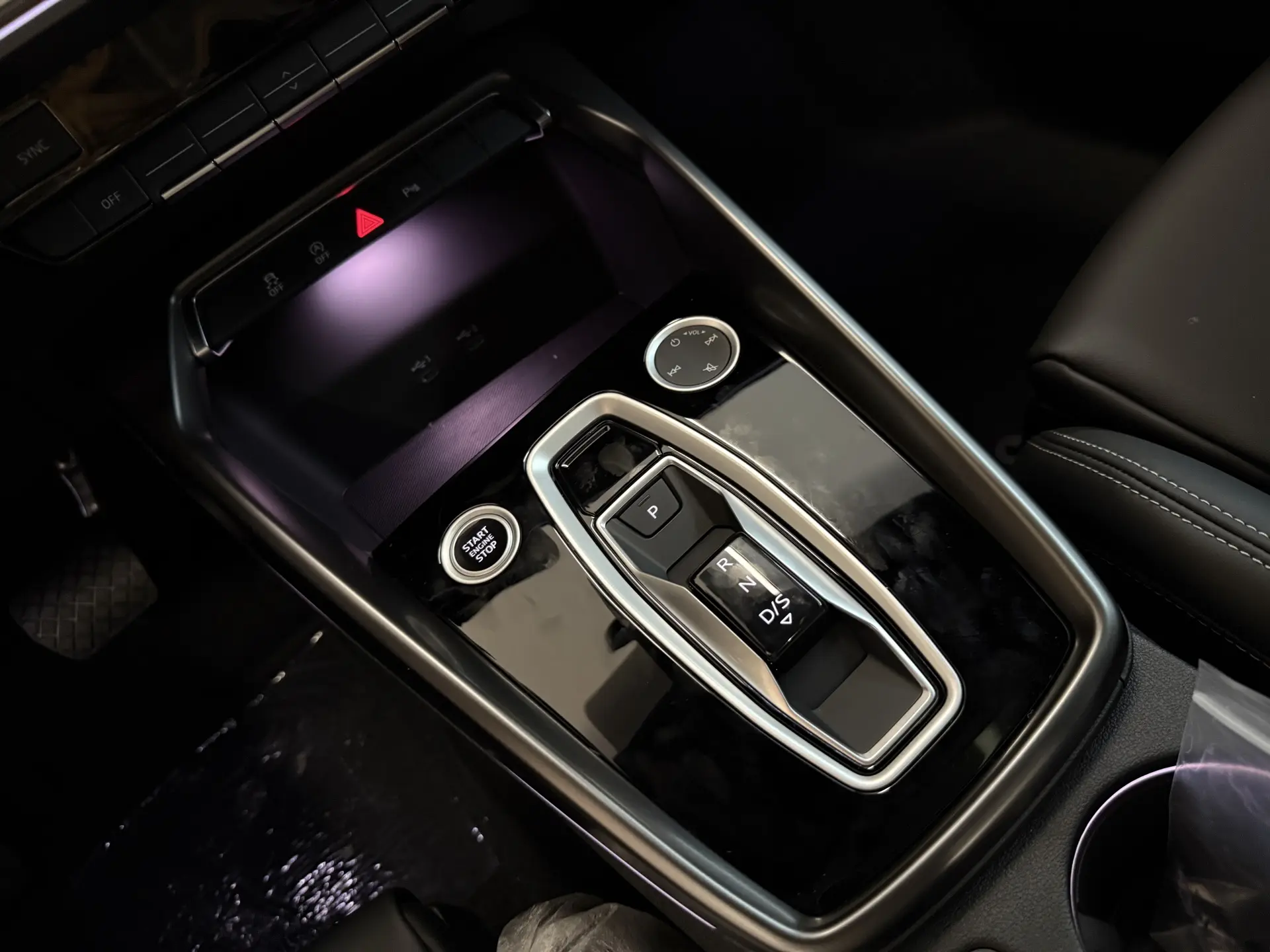 Audi Flying Spur, 2024 20