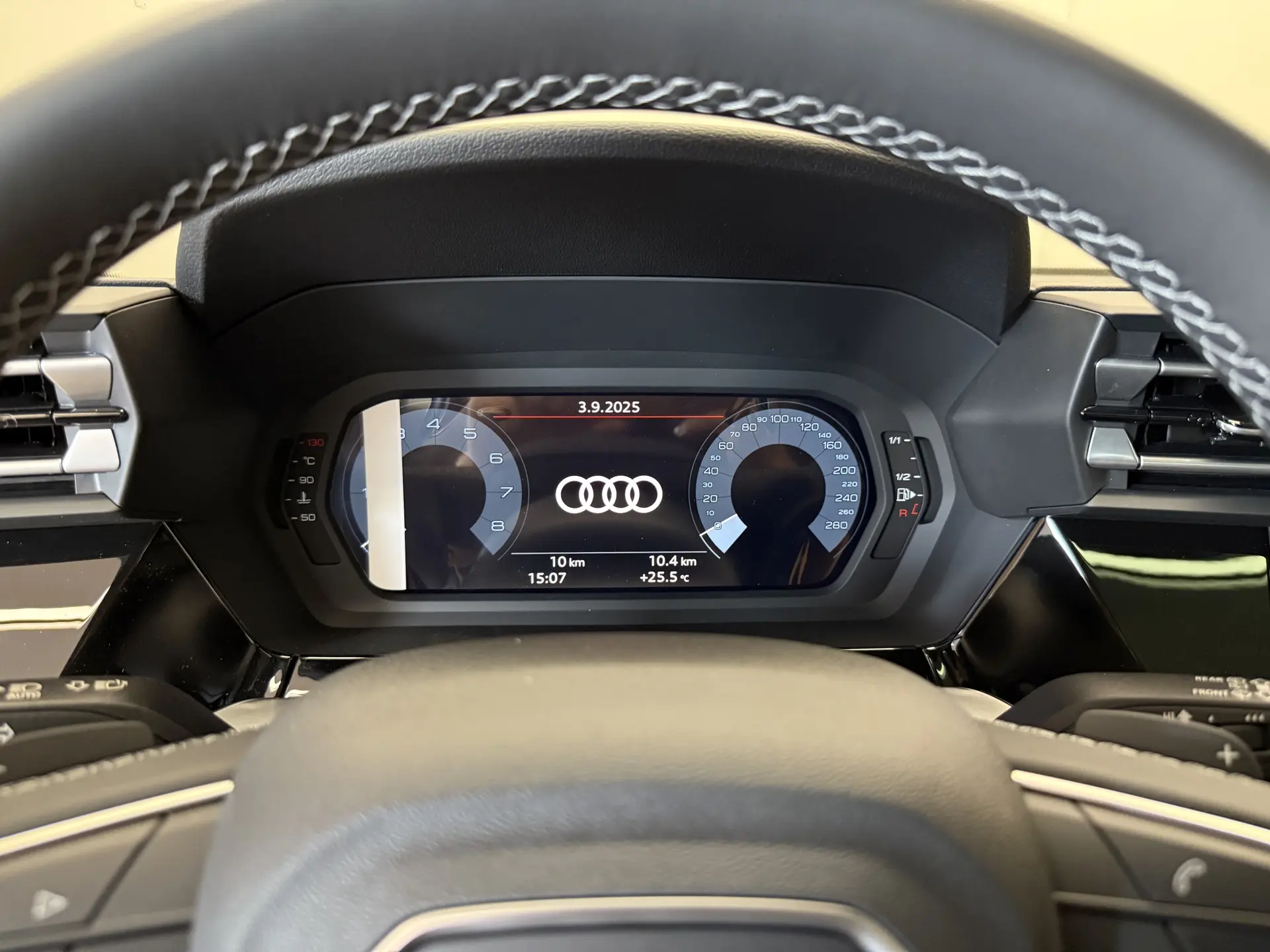 Audi Flying Spur, 2024 15