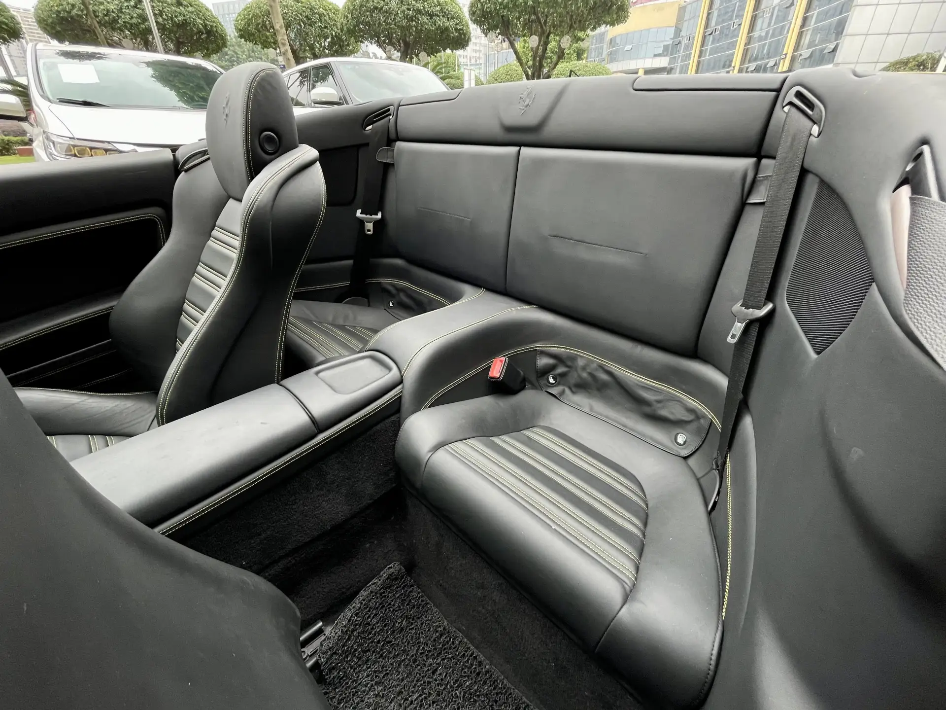 Ferrari California, 2012 10