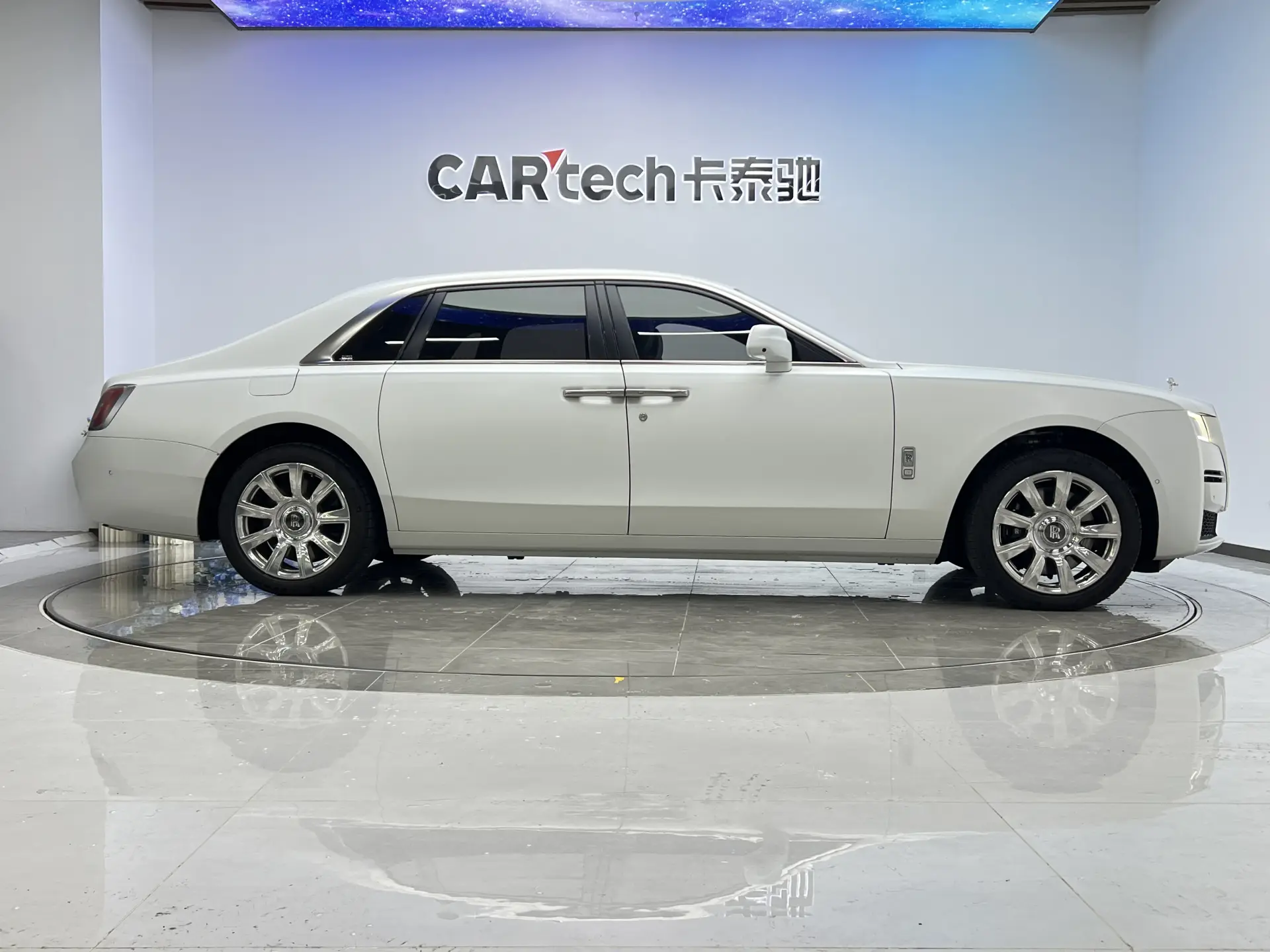 Rolls-Royce Ghost, 2025 3