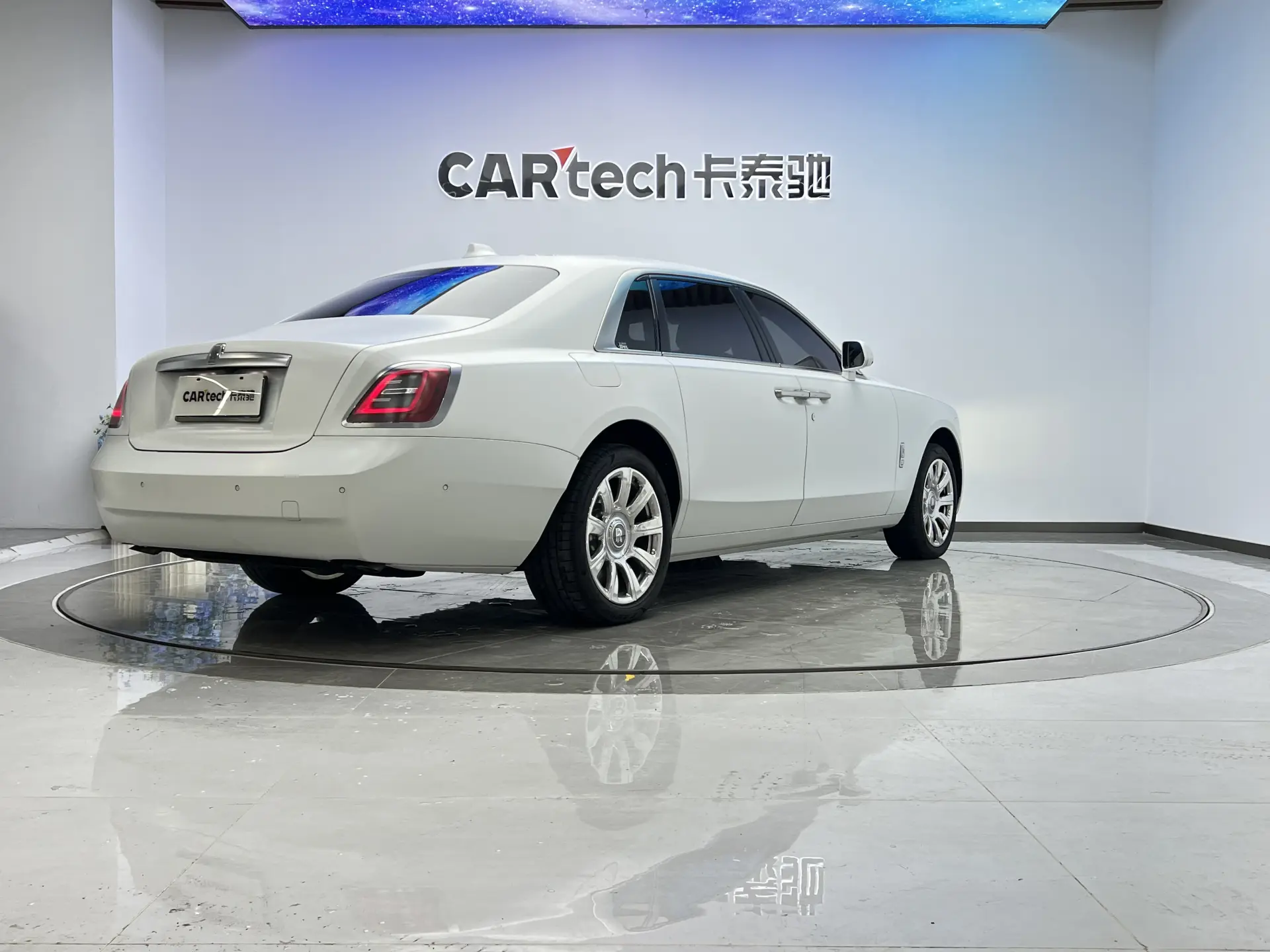 Rolls-Royce Ghost, 2025 4
