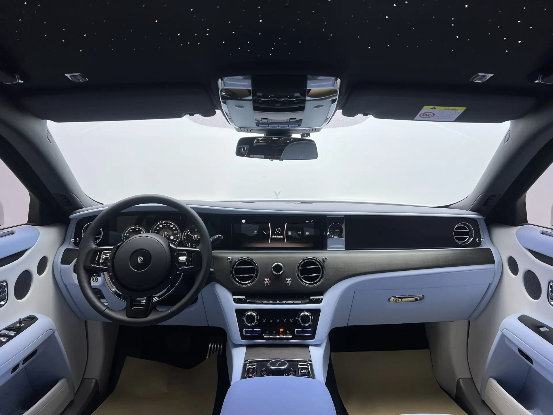Rolls-Royce Ghost, 2025 22