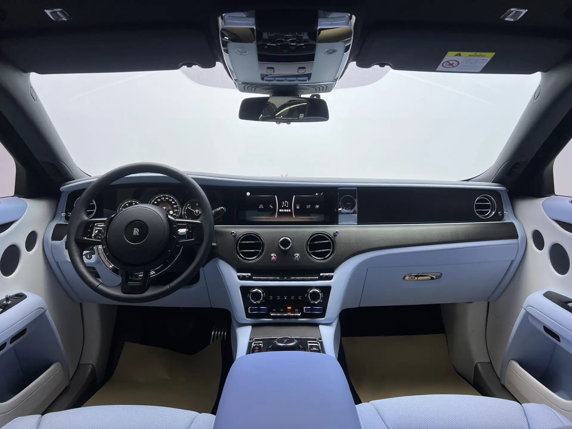 Rolls-Royce Ghost, 2025 21