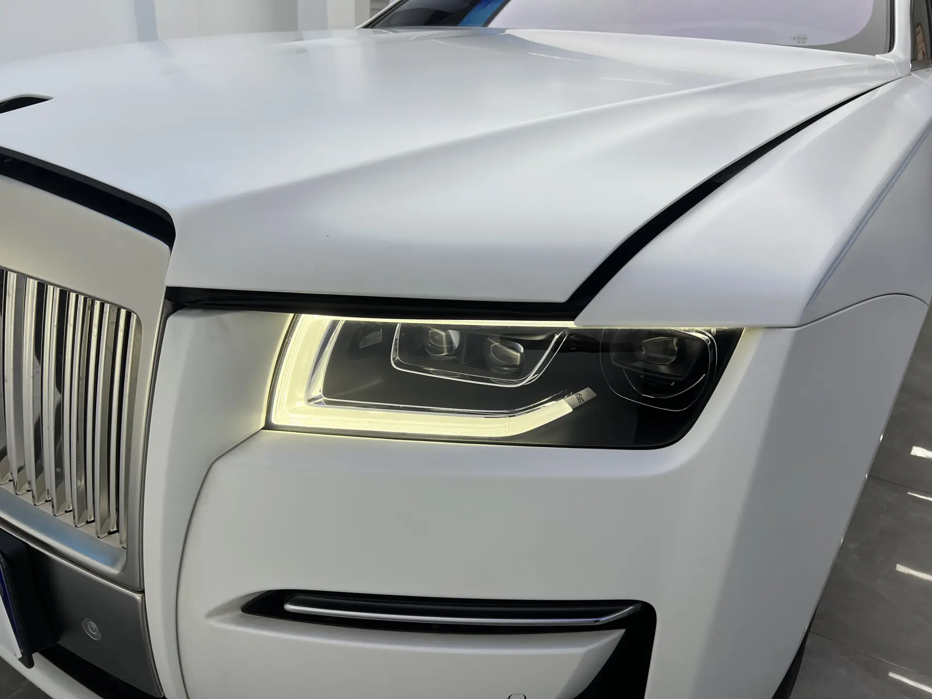 Rolls-Royce Ghost, 2025 8