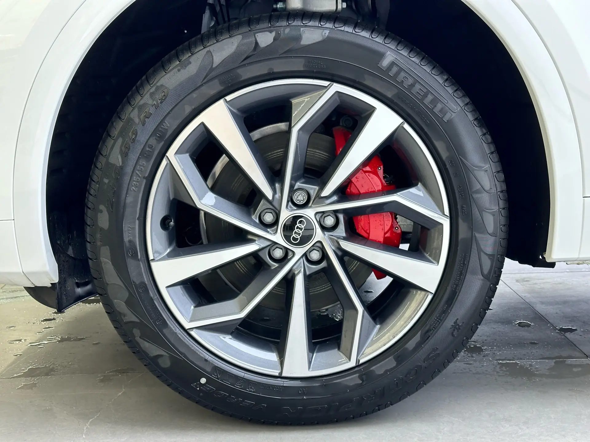 Audi Q5L 40, 2025 11