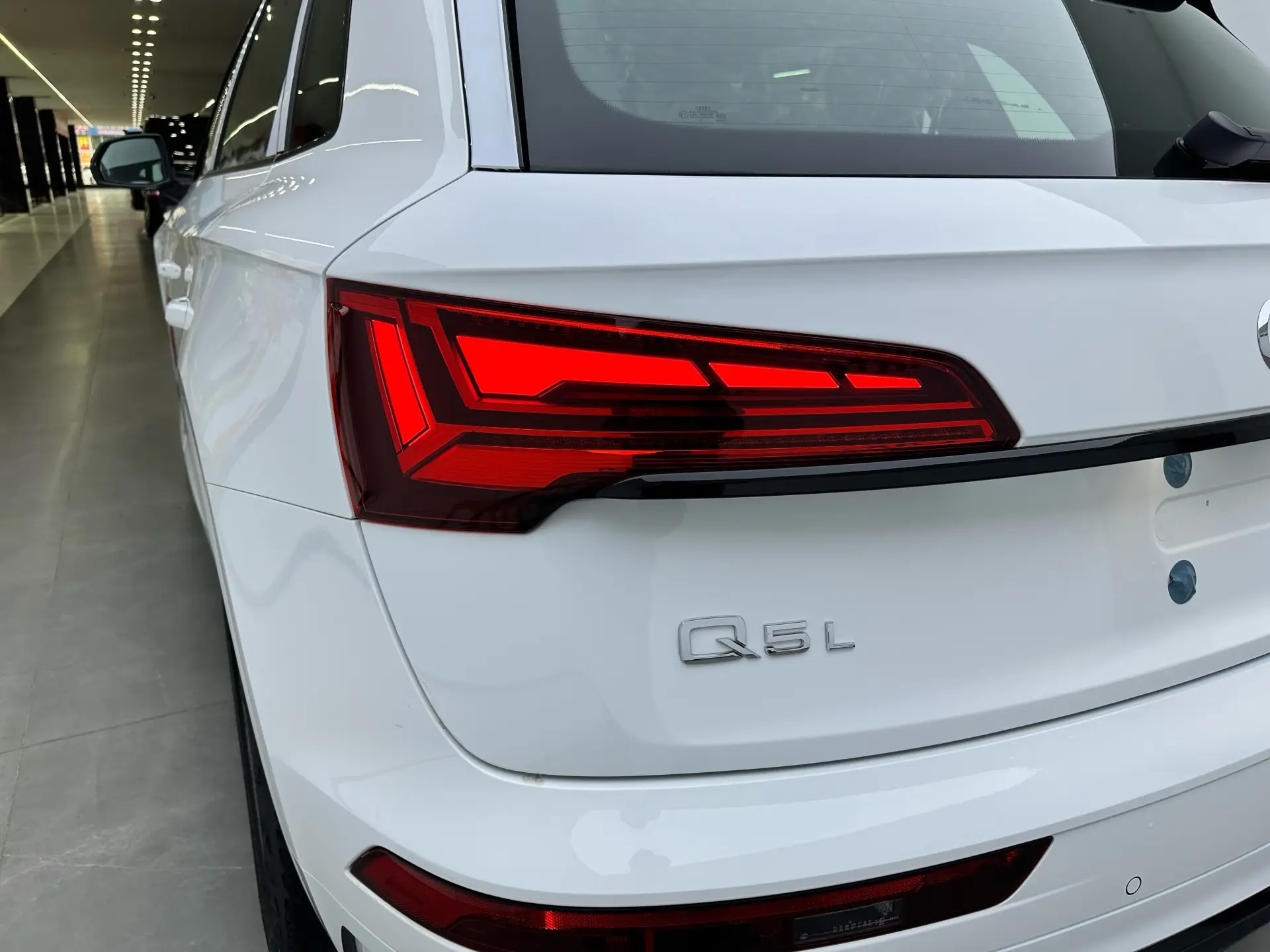 Audi Q5L 40, 2025 10