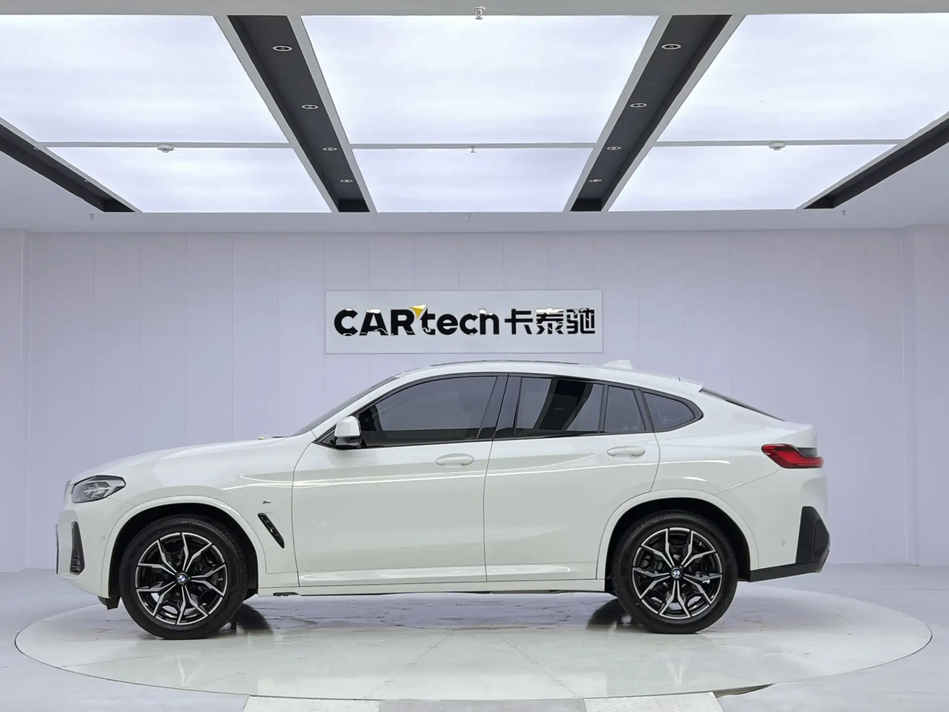 BMW X4, 2024 8
