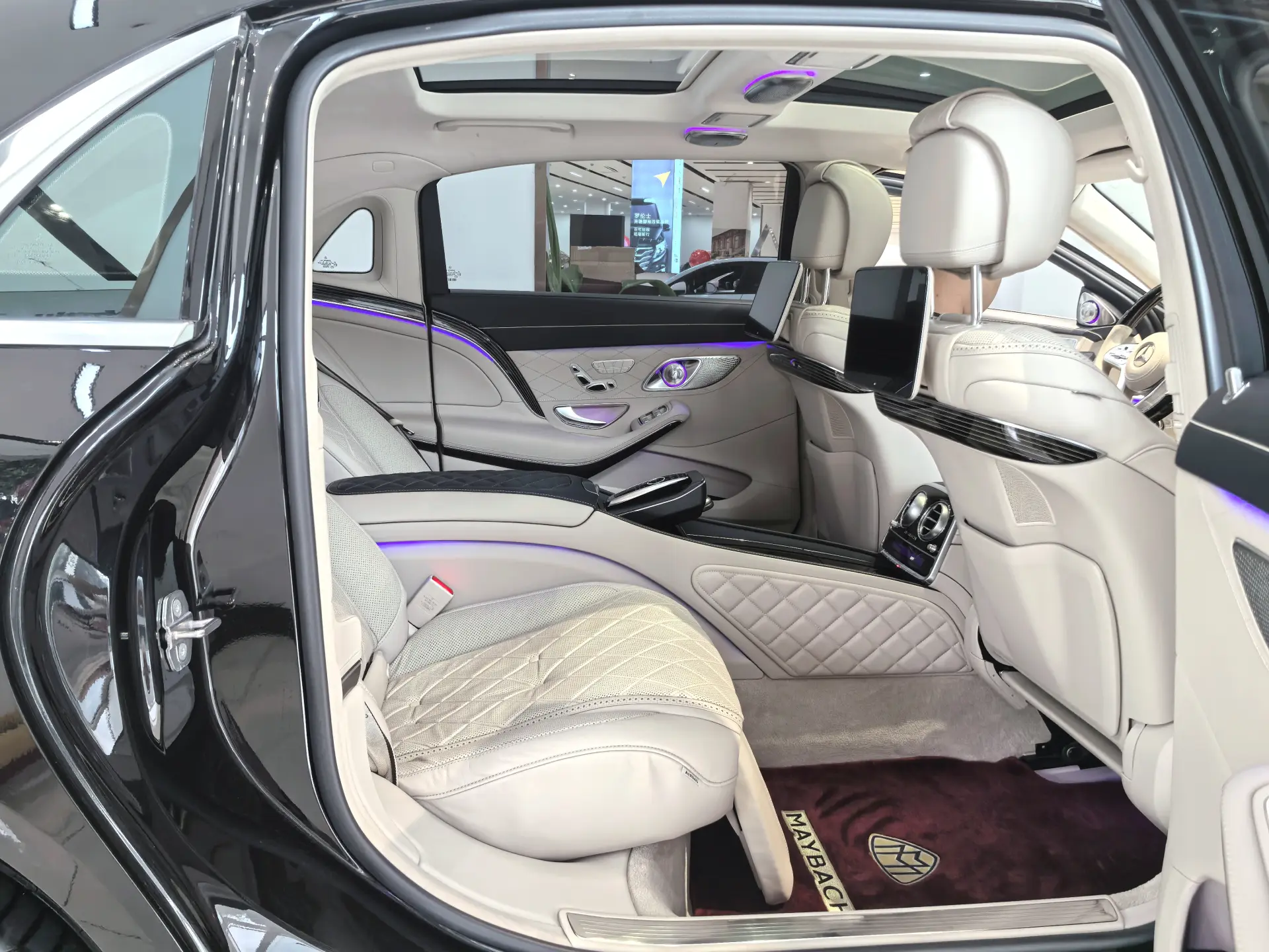 Mercedes-Benz S 680, 2019 16