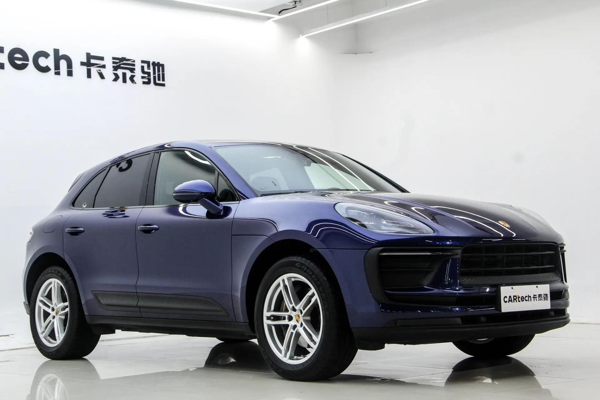 Porsche Macan, 2022 11