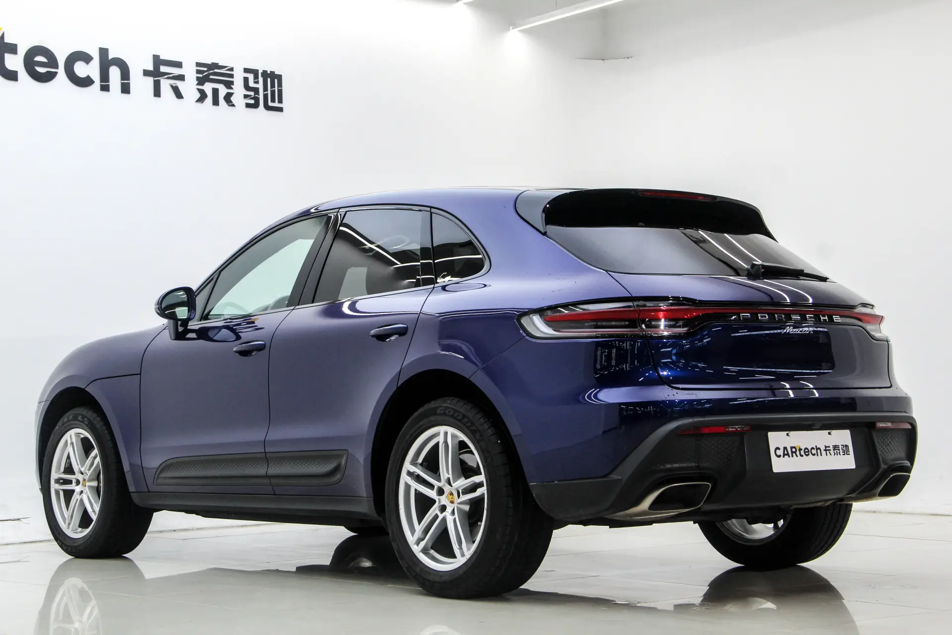 Porsche Macan, 2022 все фото
