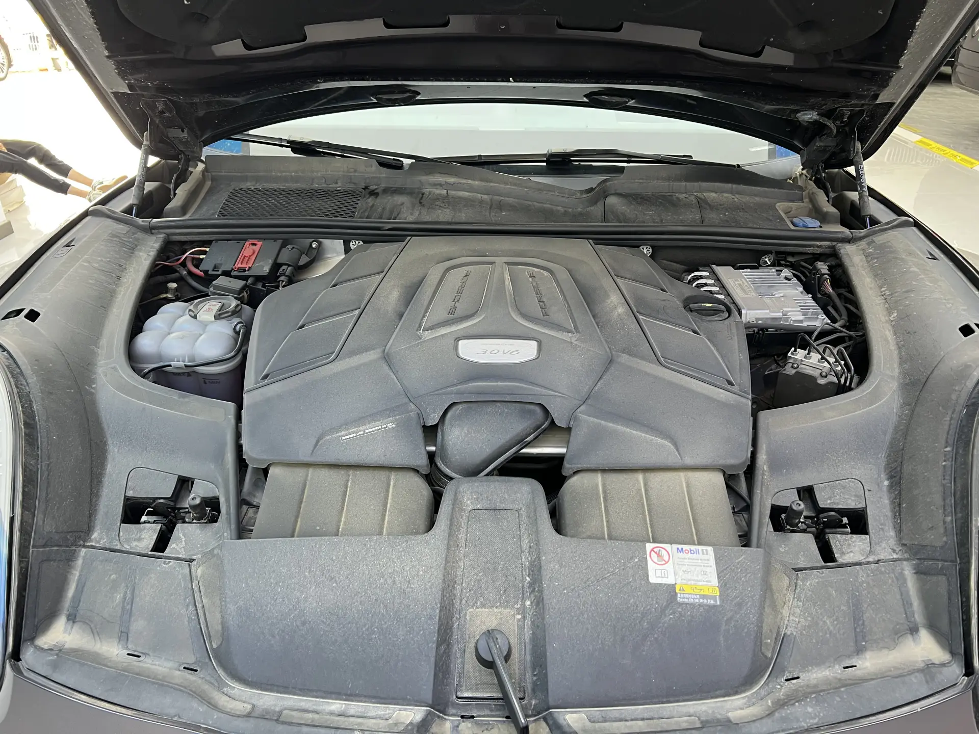 Porsche Cayenne, 2024 11