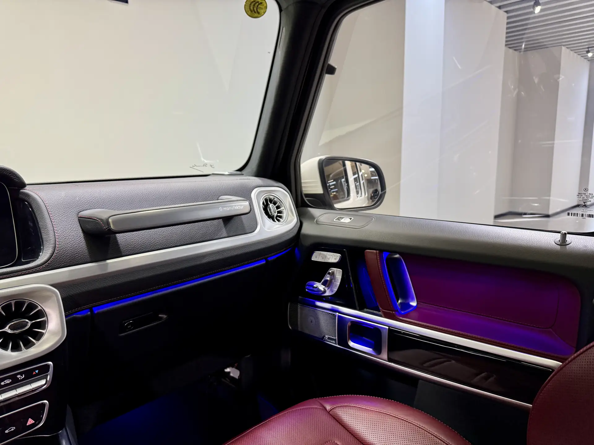 Mercedes-Benz G 400 d, 2023 16