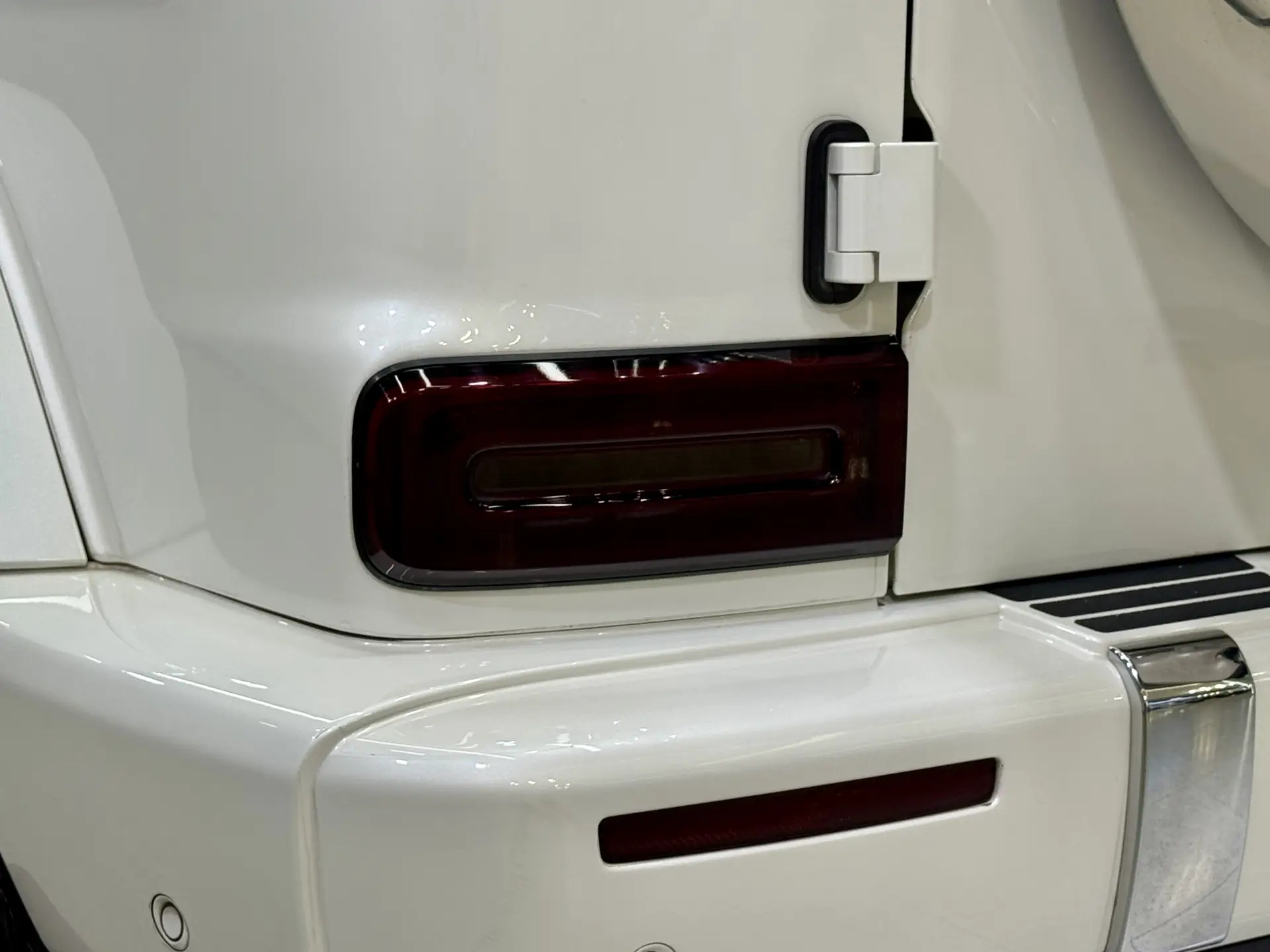Mercedes-Benz G 400 d, 2023 9