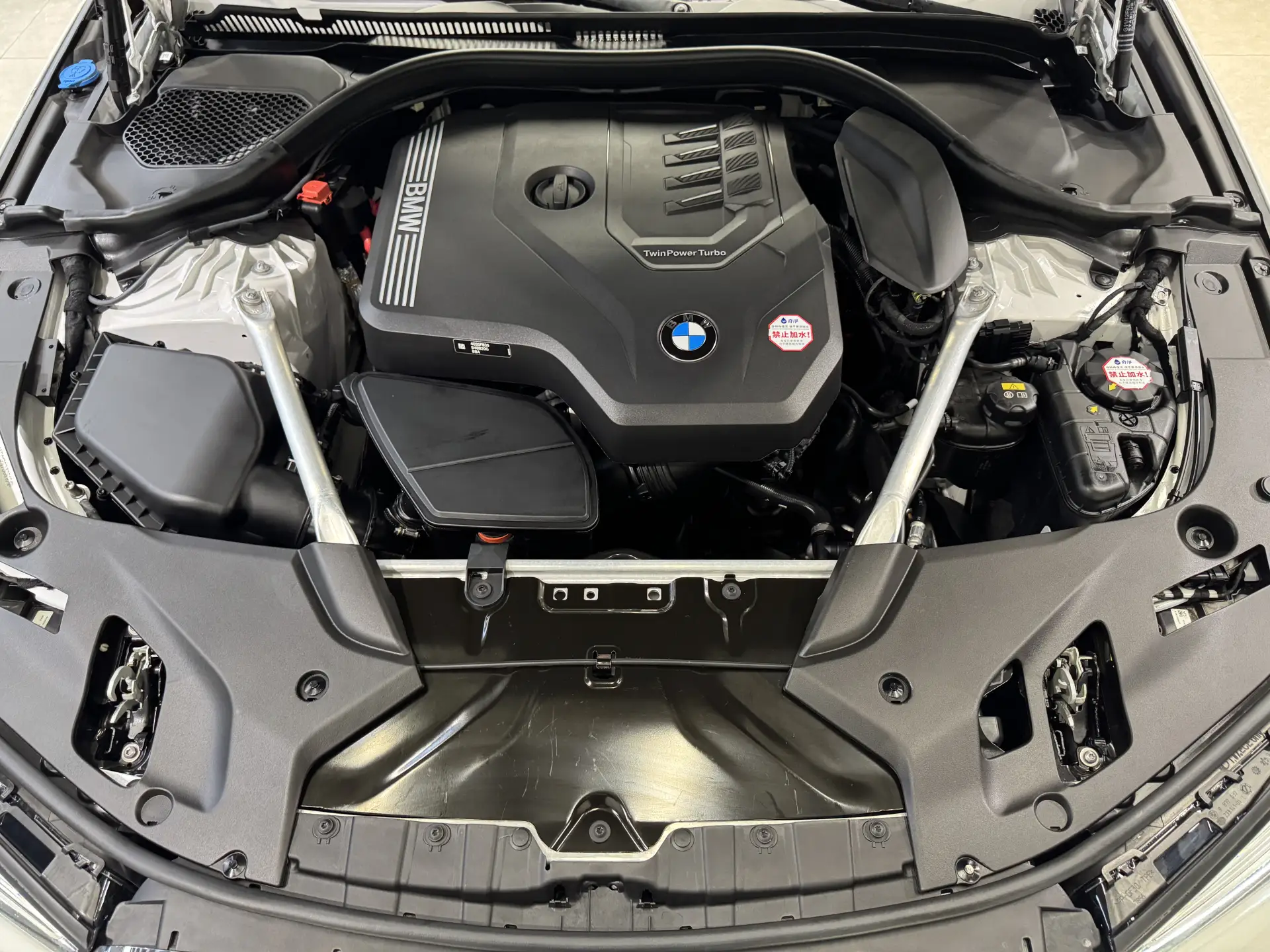 BMW 530Li, 2023 20