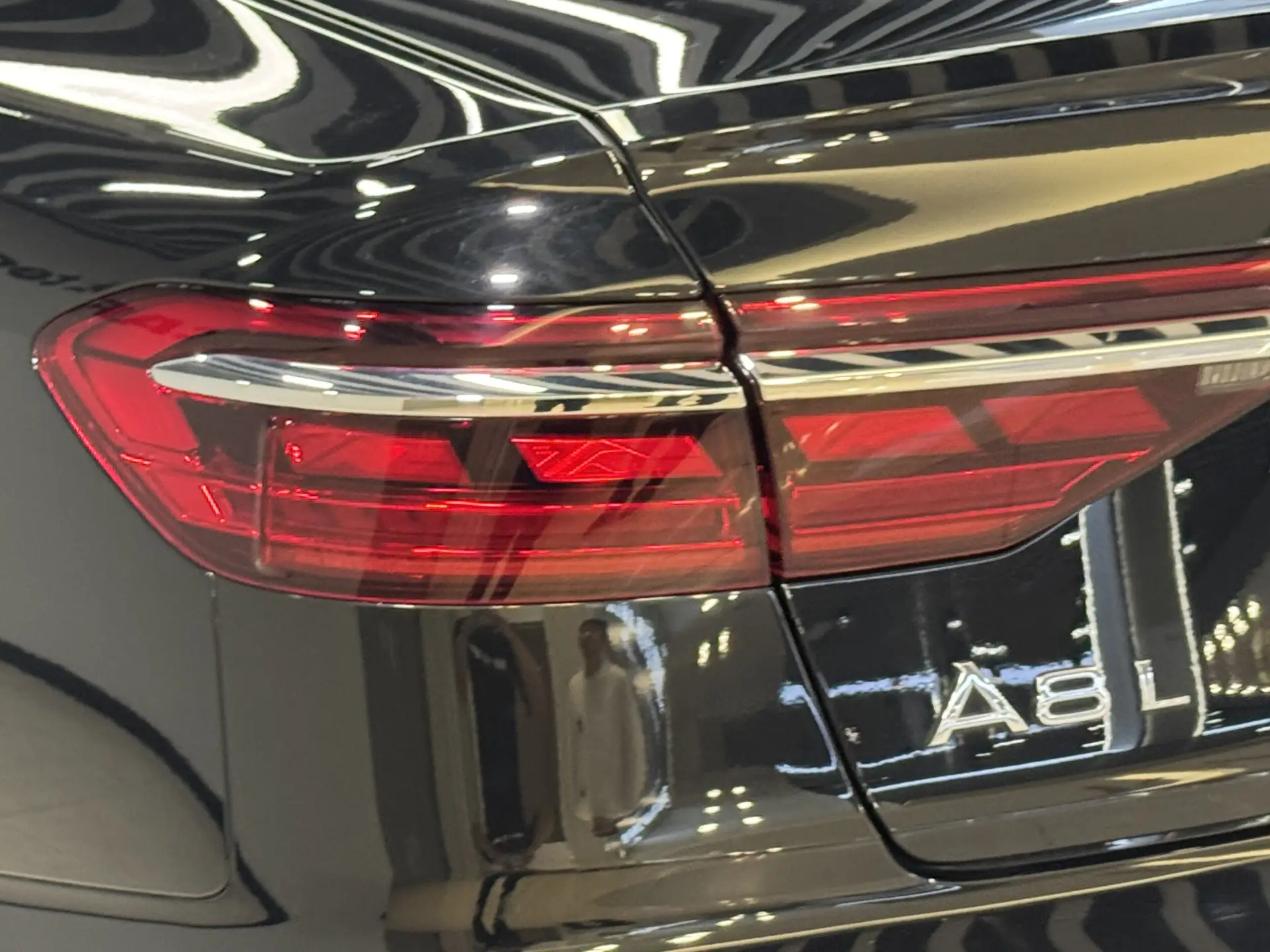 Audi A8L 50 TFSI, 2023 10