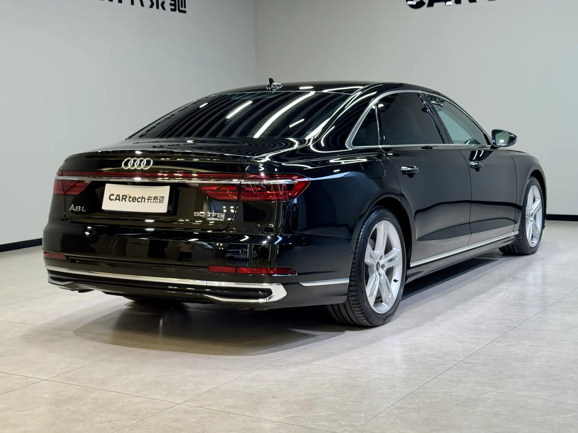 Audi A8L 50 TFSI, 2023 4