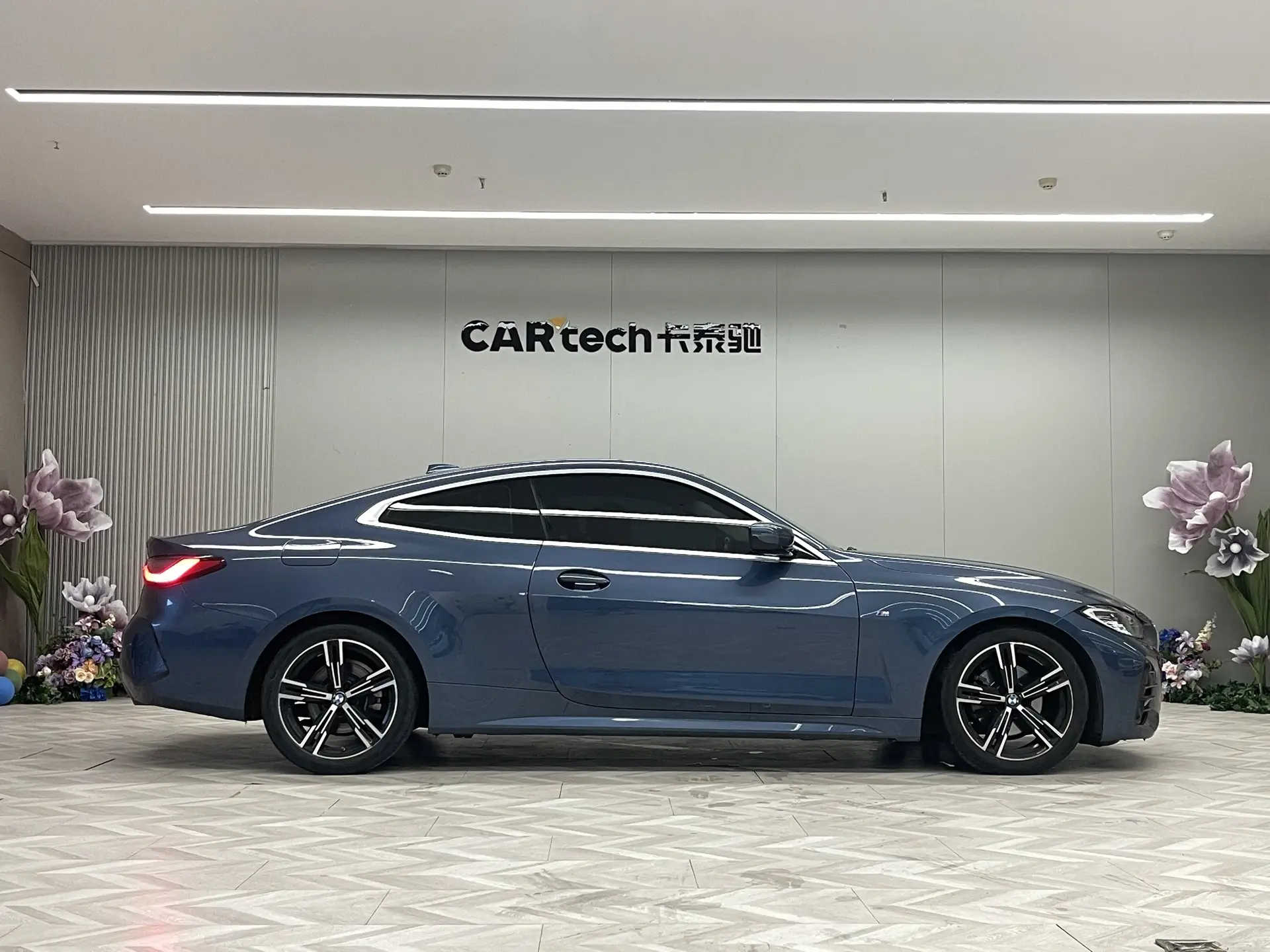 BMW 425i, 2023 4