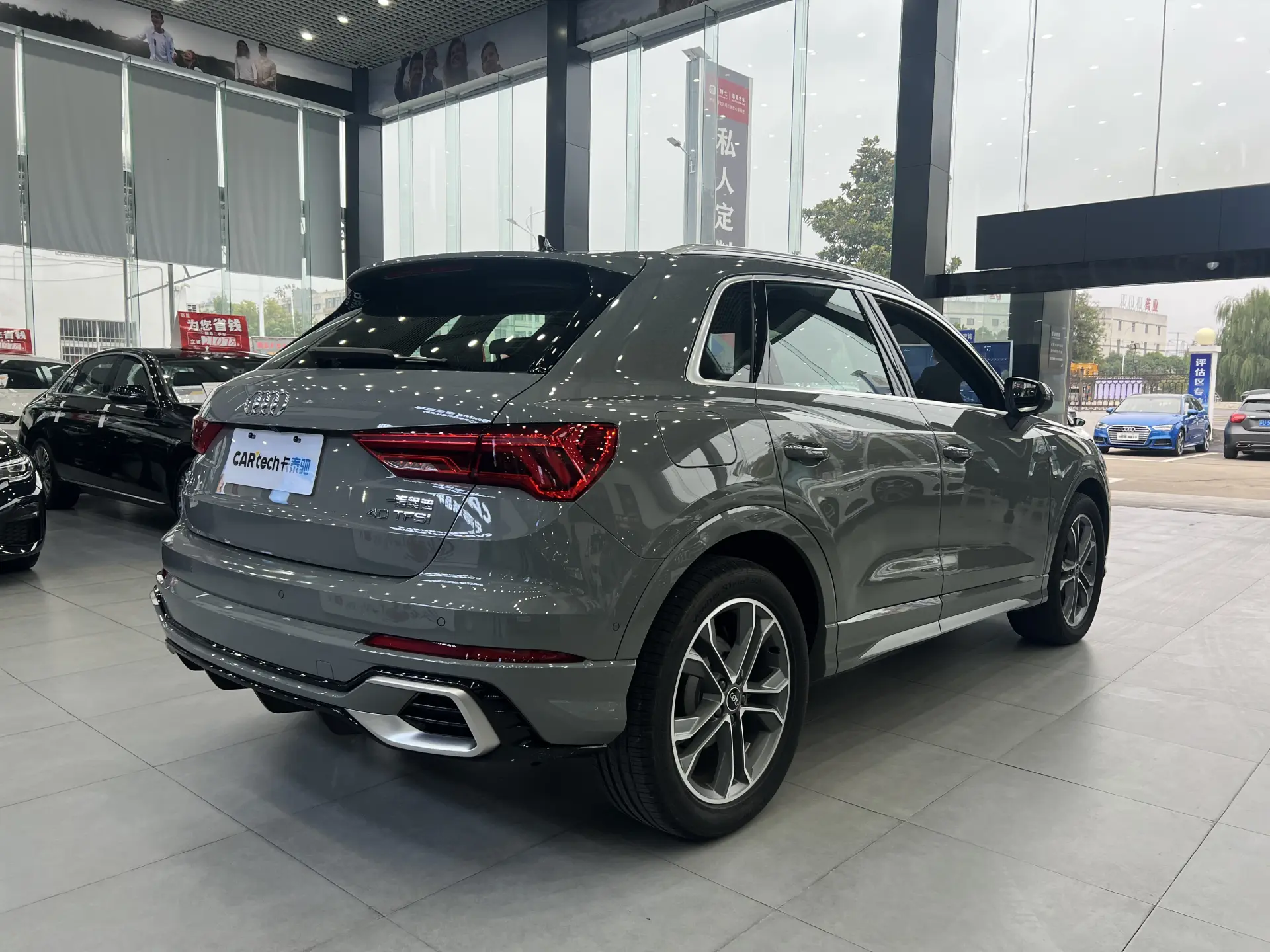 Audi Q3 40 TFSI, 2024 3