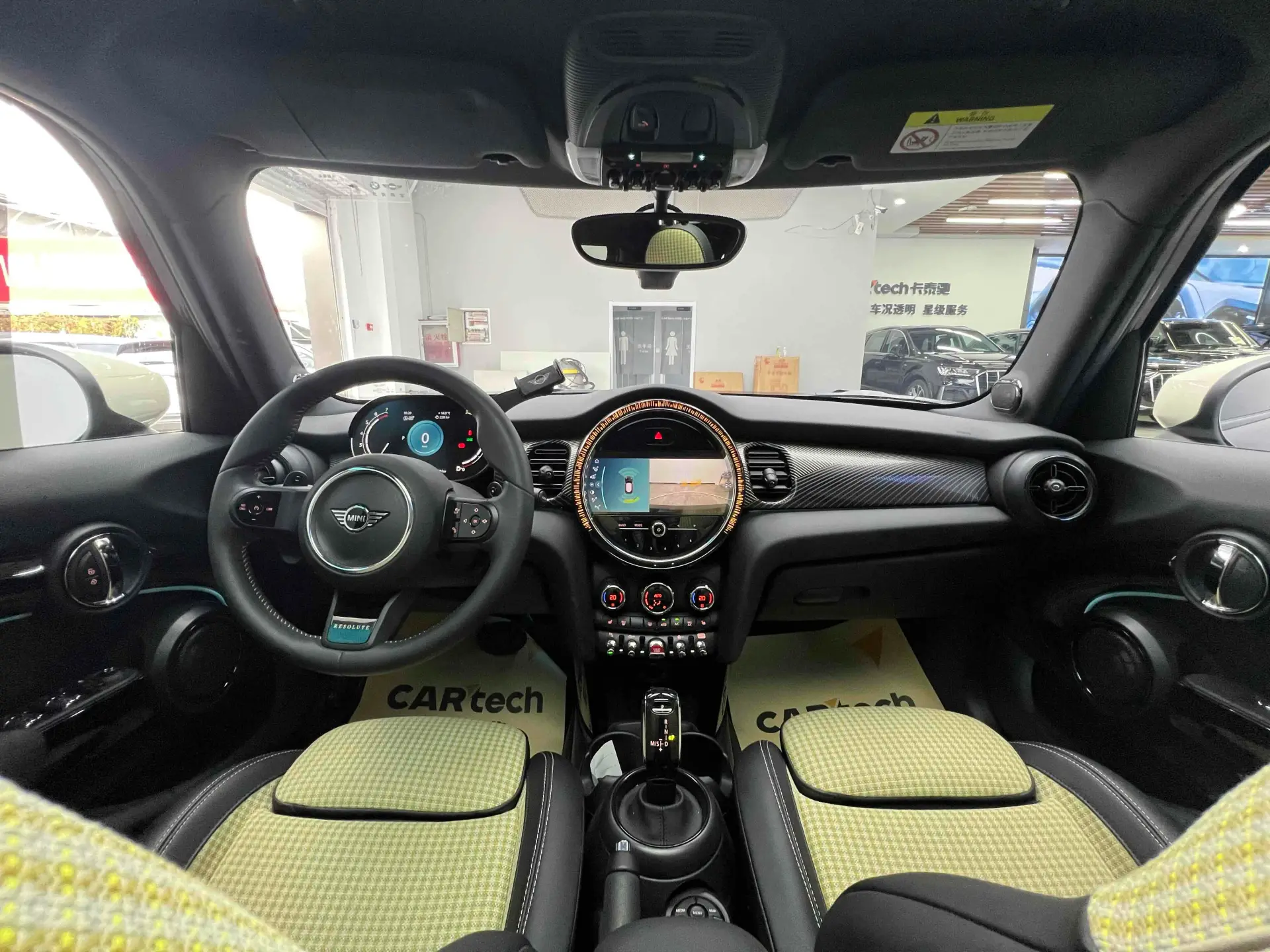 Mini Cooper, 2023 27