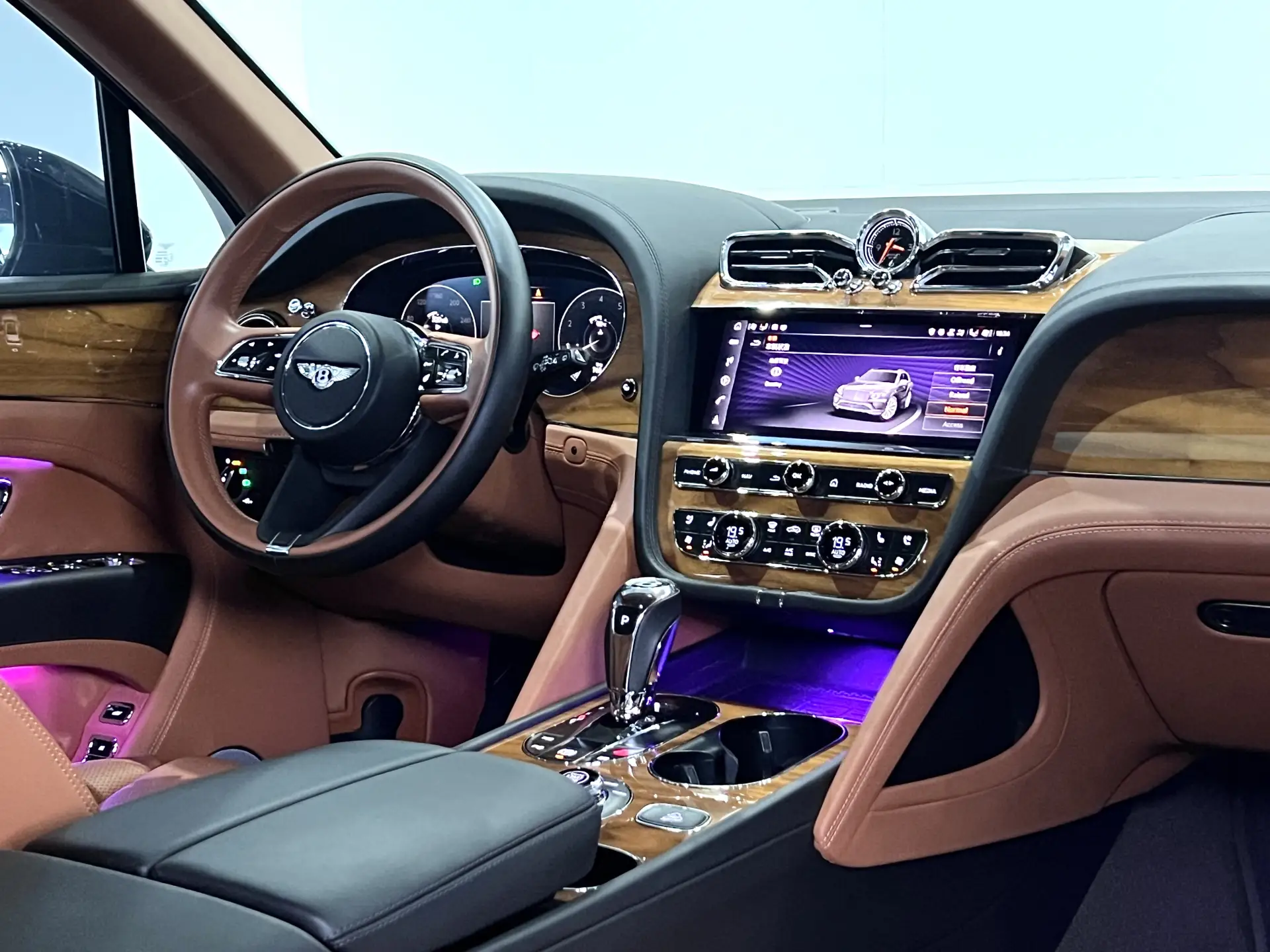 Bentley Bentayga, 2021 22