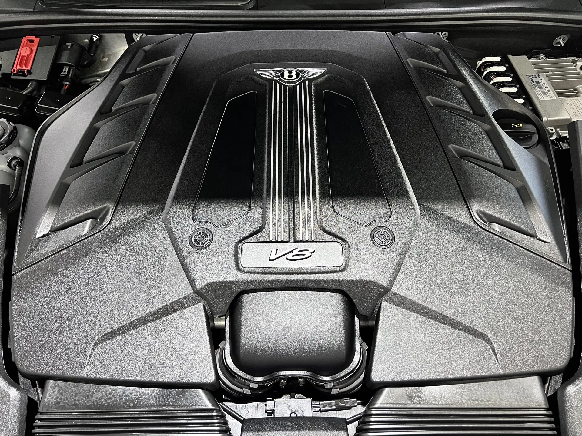 Bentley Bentayga, 2021 13