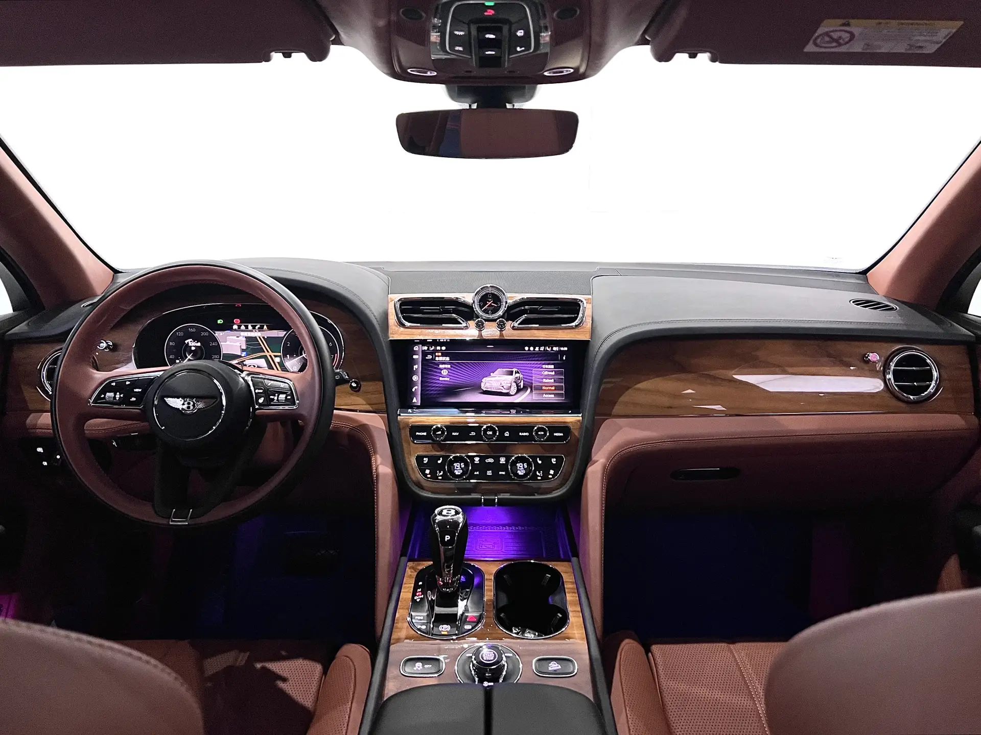 Bentley Bentayga, 2021 25