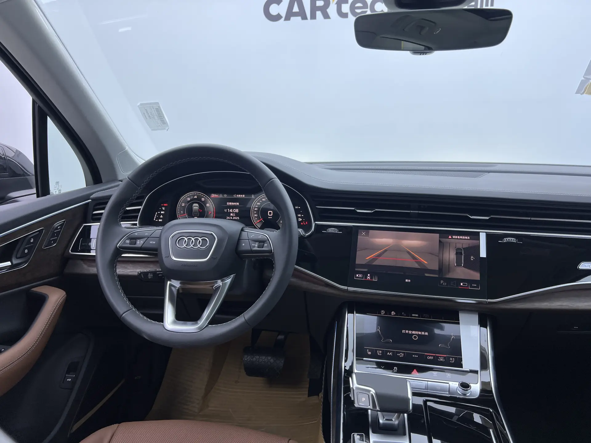 Audi Q7 55 TFSI, 2025 14