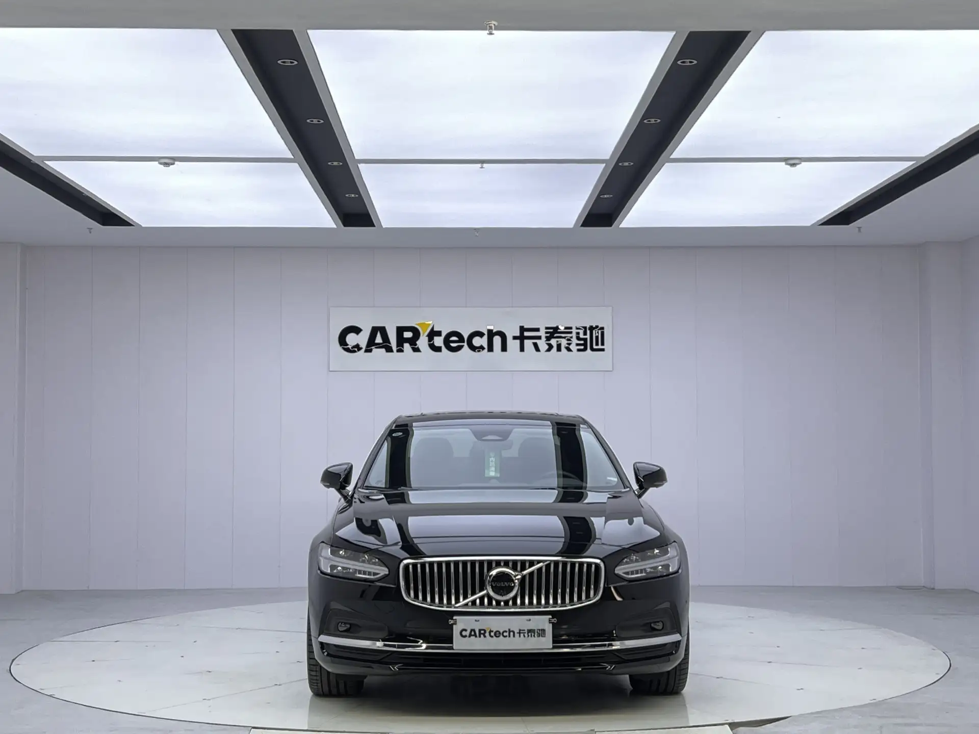 Volvo S90, 2024 3