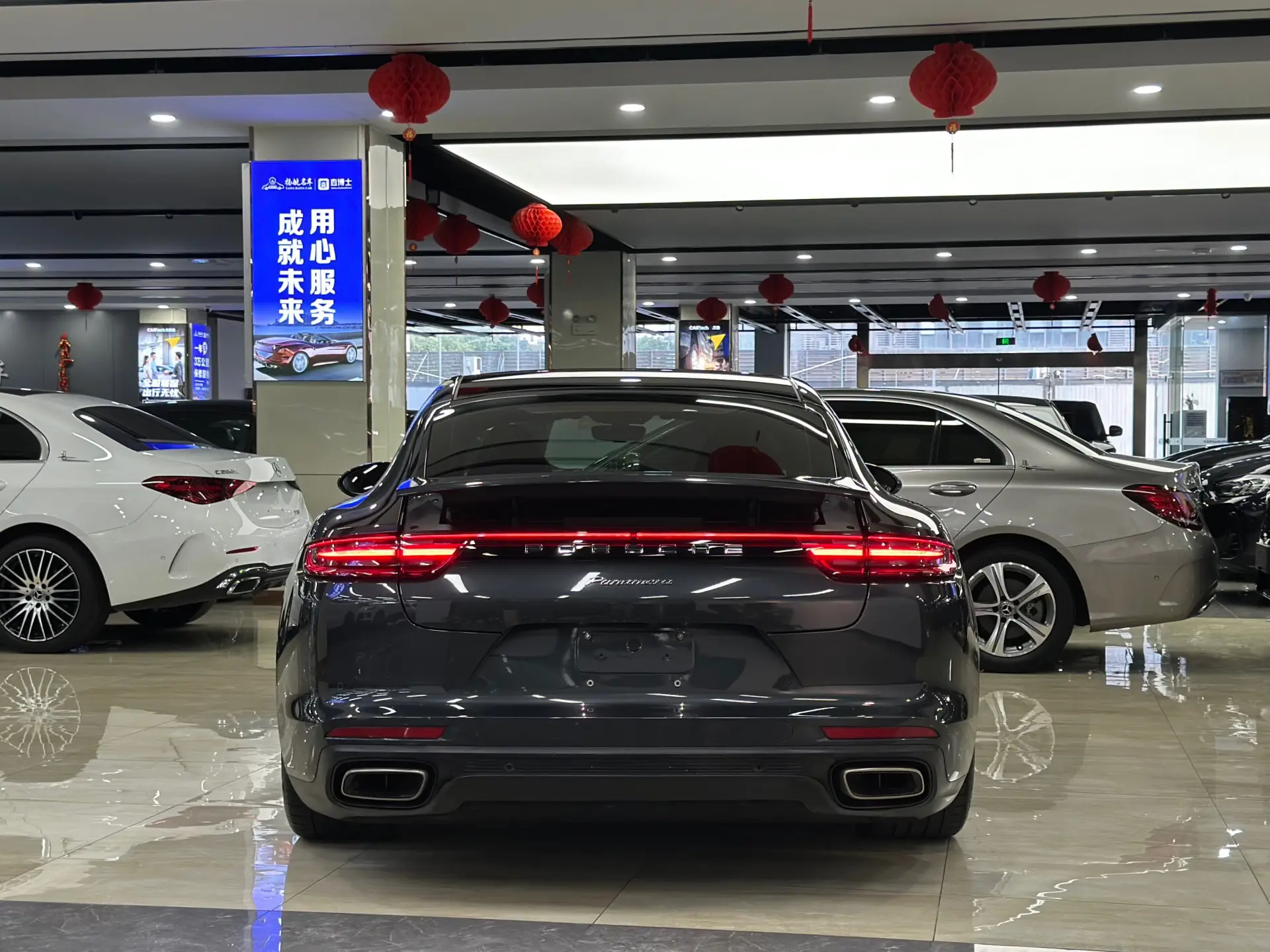 Porsche Panamera, 2020 4