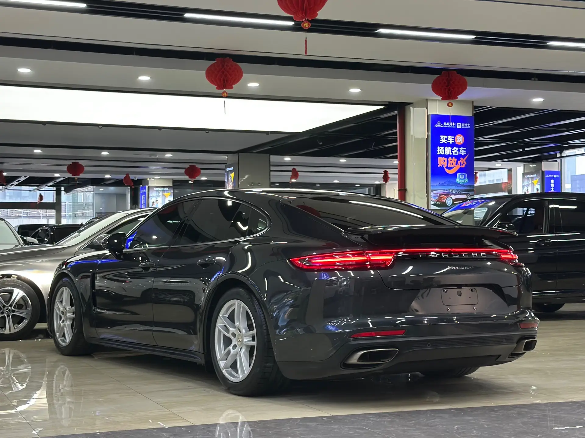 Porsche Panamera, 2020 все фото