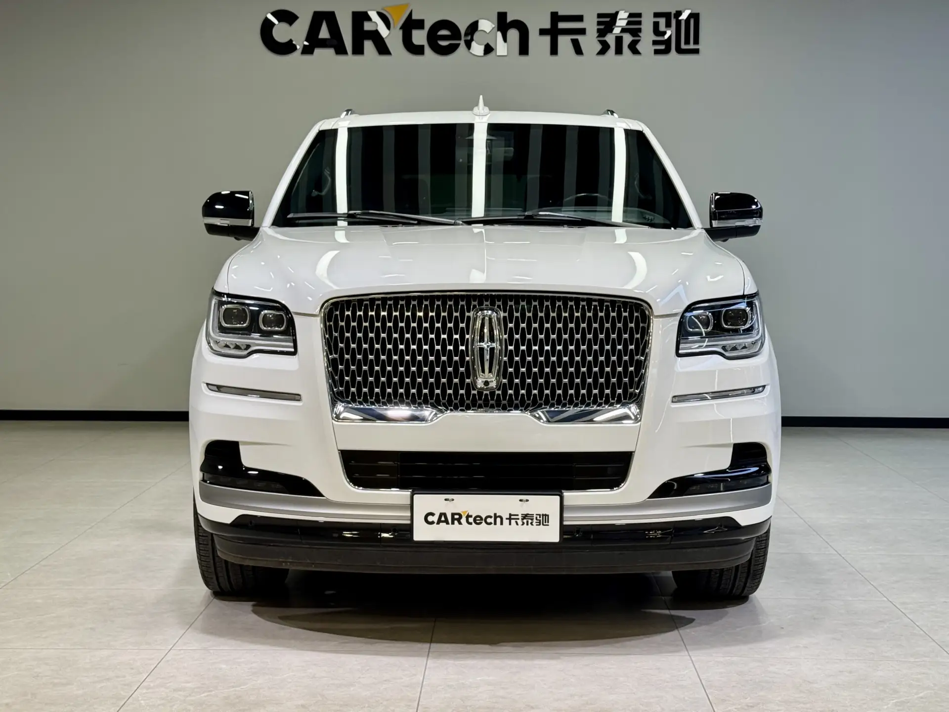 Lincoln Navigator, 2023 2