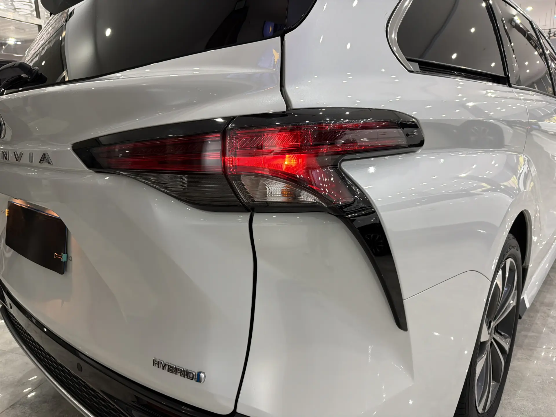 Toyota Granvia, 2024 8