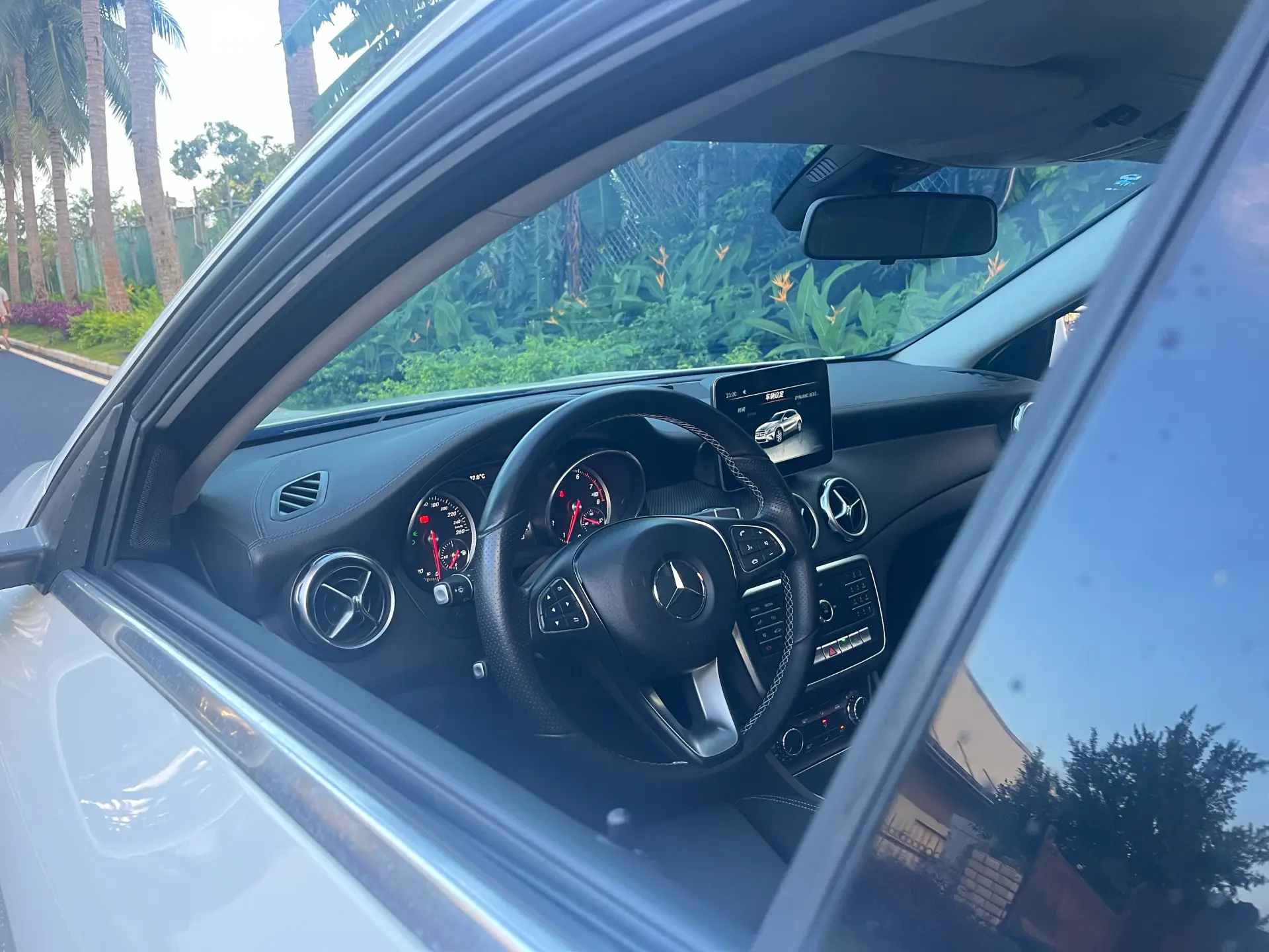 Mercedes-Benz GLA 200, 2019 13