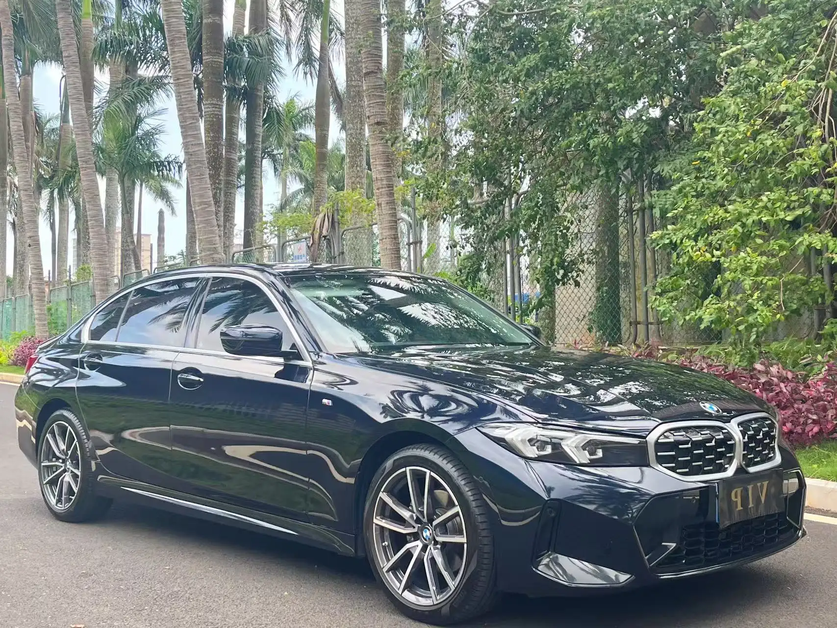 BMW 325Li, 2023 2