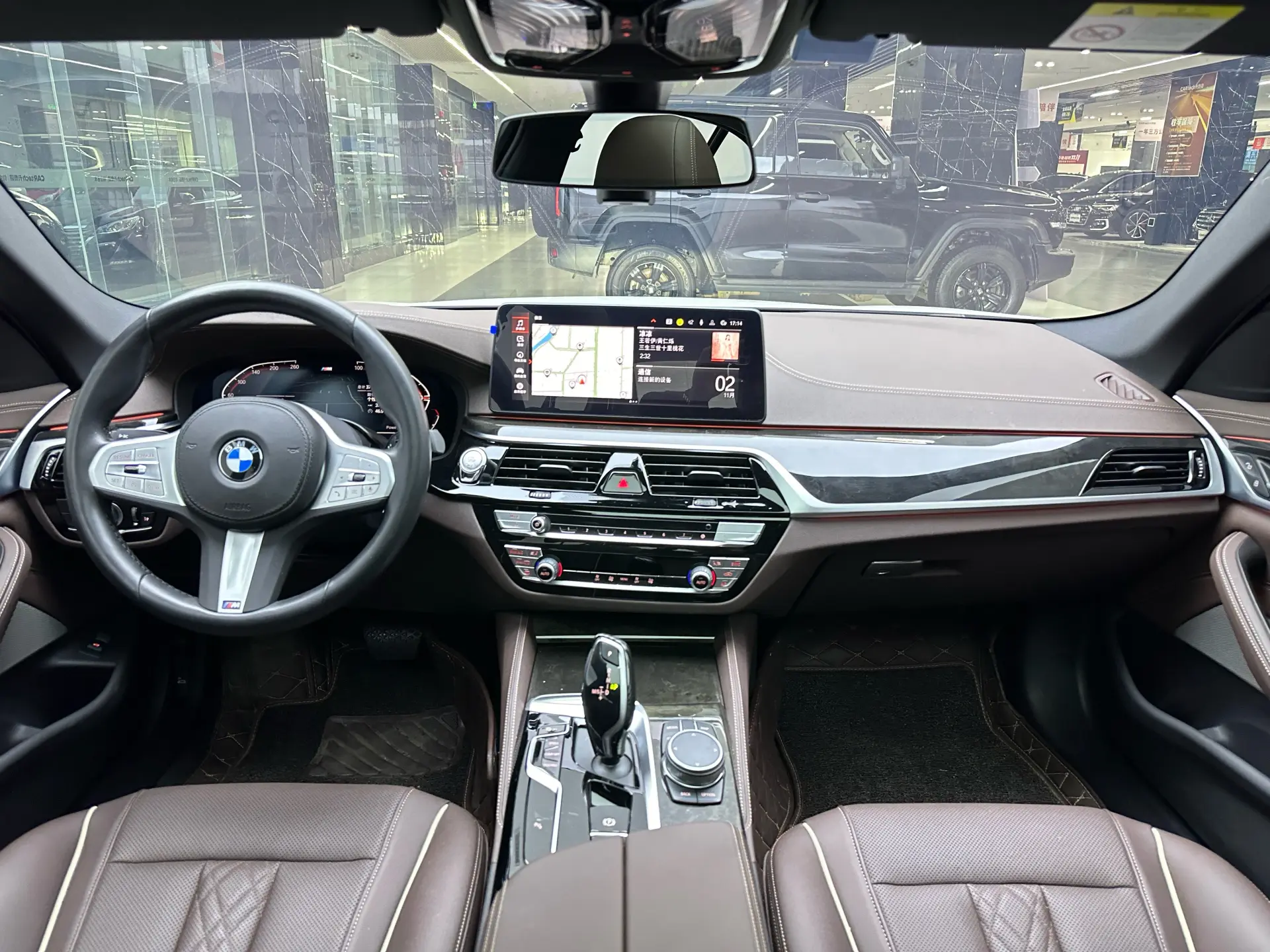 BMW 525Li, 2023 13